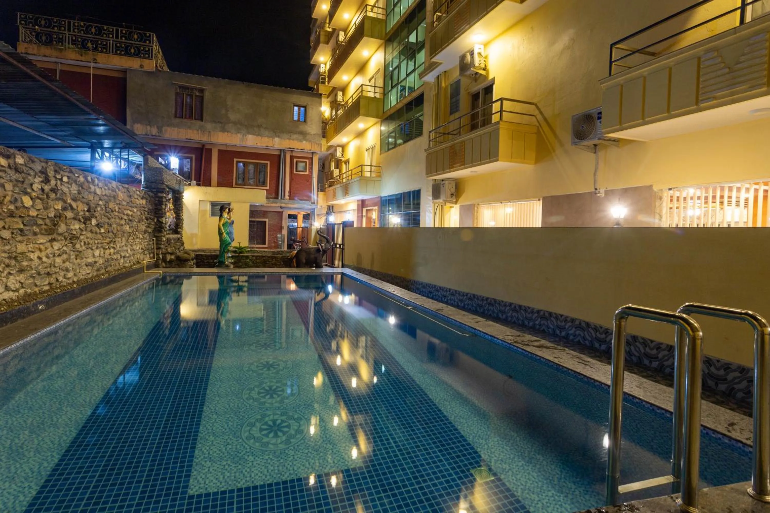 Swimming pool in Hotel Mahadev Inn Pokhara
