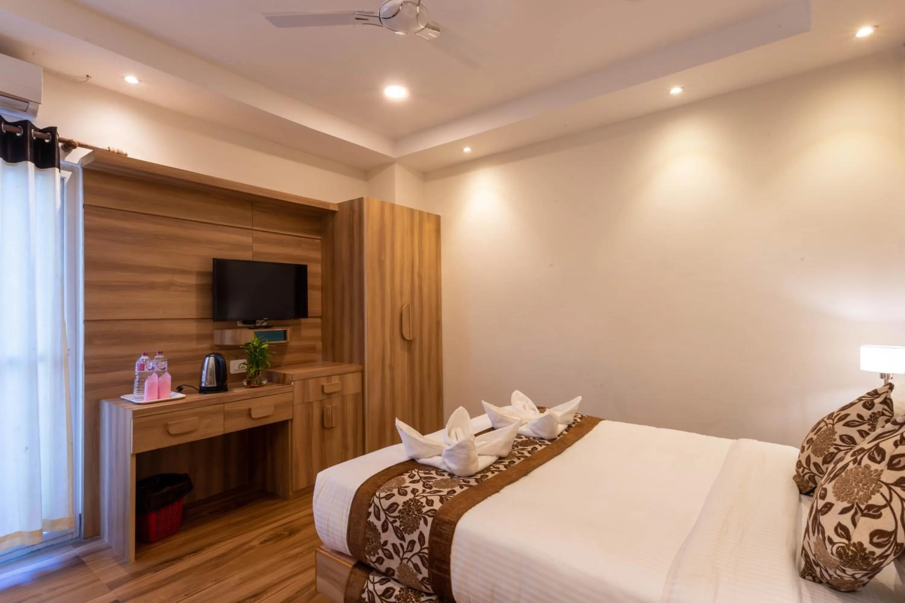 Bedroom, Bed in Hotel Mahadev Inn Pokhara