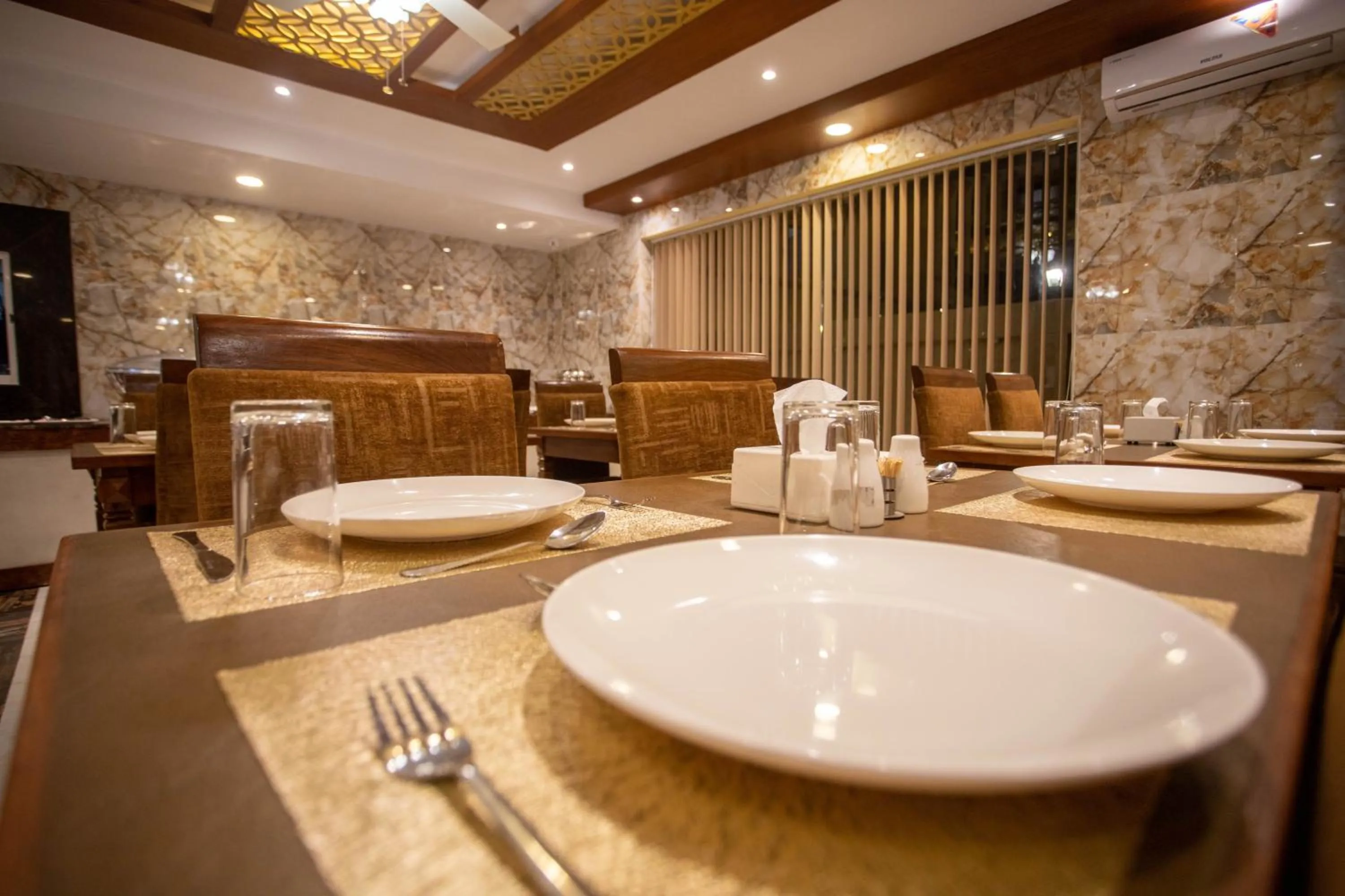 Restaurant/places to eat in Hotel Mahadev Inn Pokhara