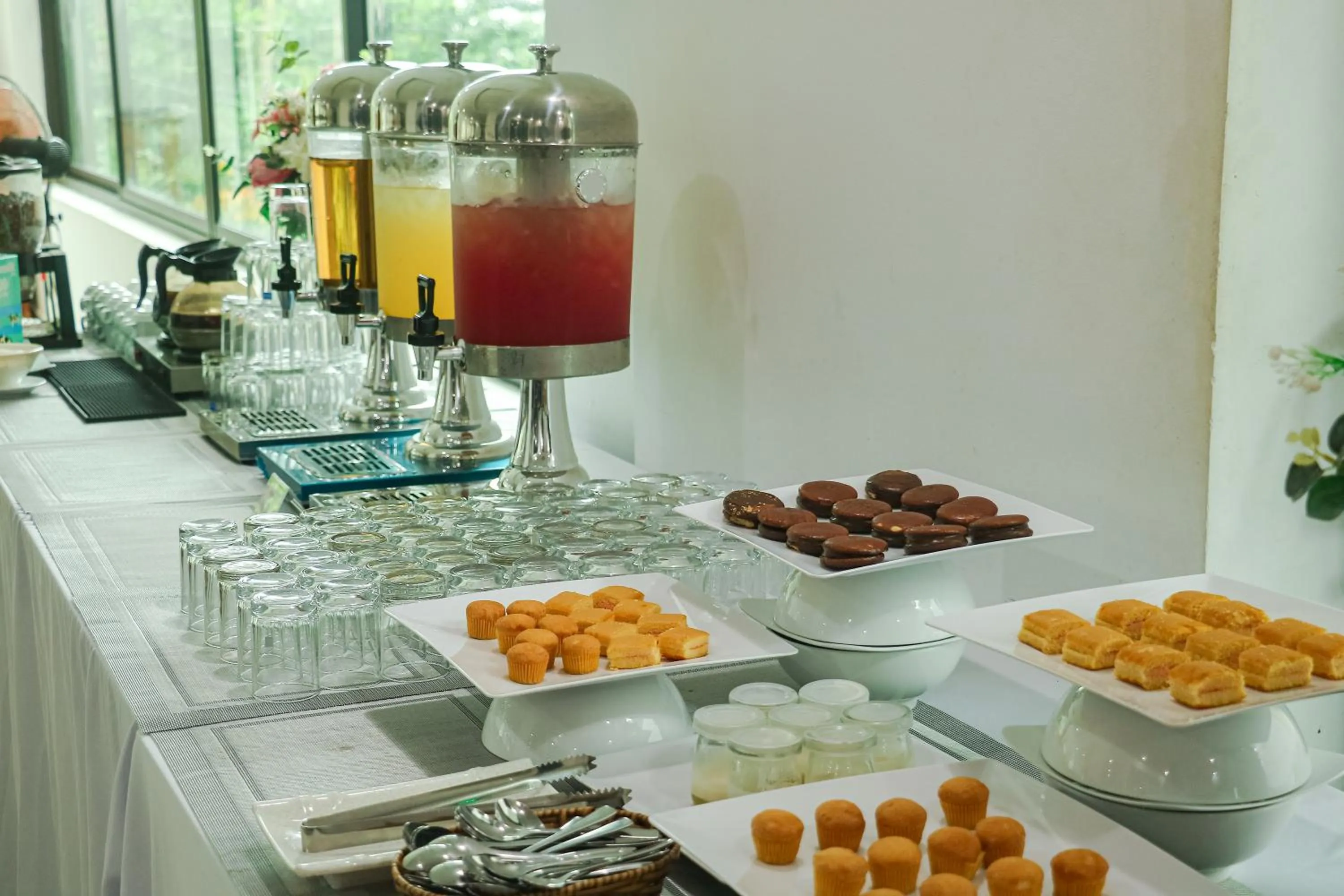 Buffet breakfast in NIGHT SEA HOTEL