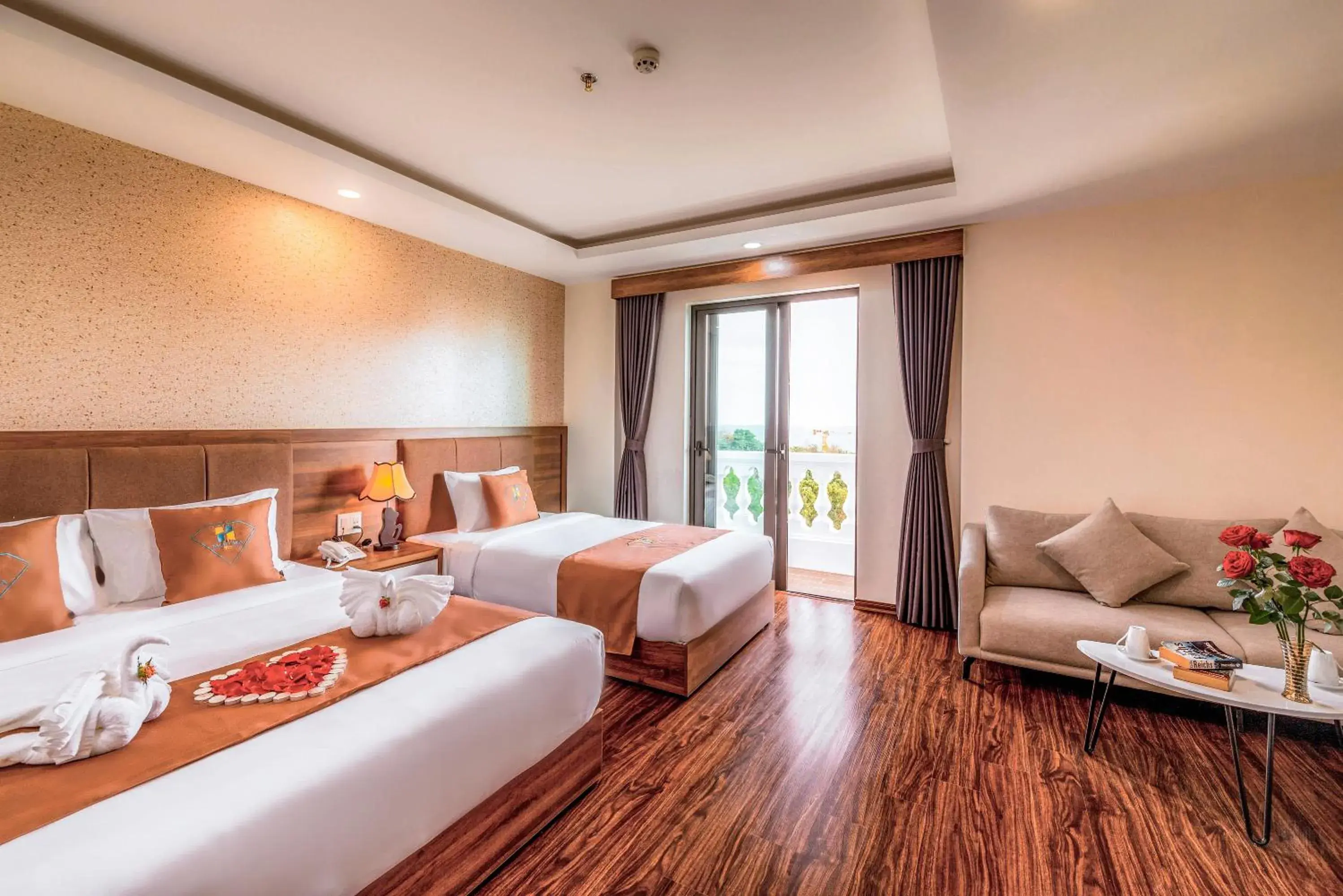 Suite with Garden View in NIGHT SEA HOTEL Suite with Garden View in NIGHT SEA HOTEL
