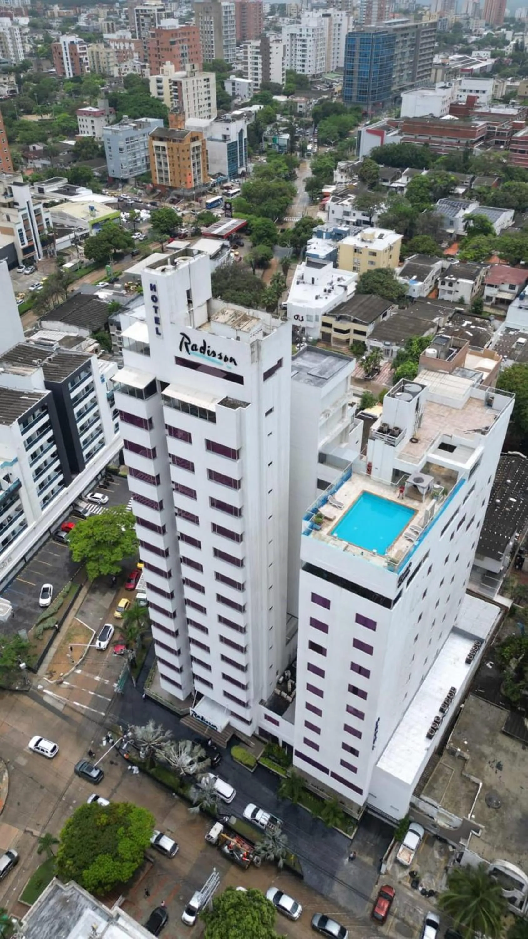 Property building in Radisson Diamond Barranquilla