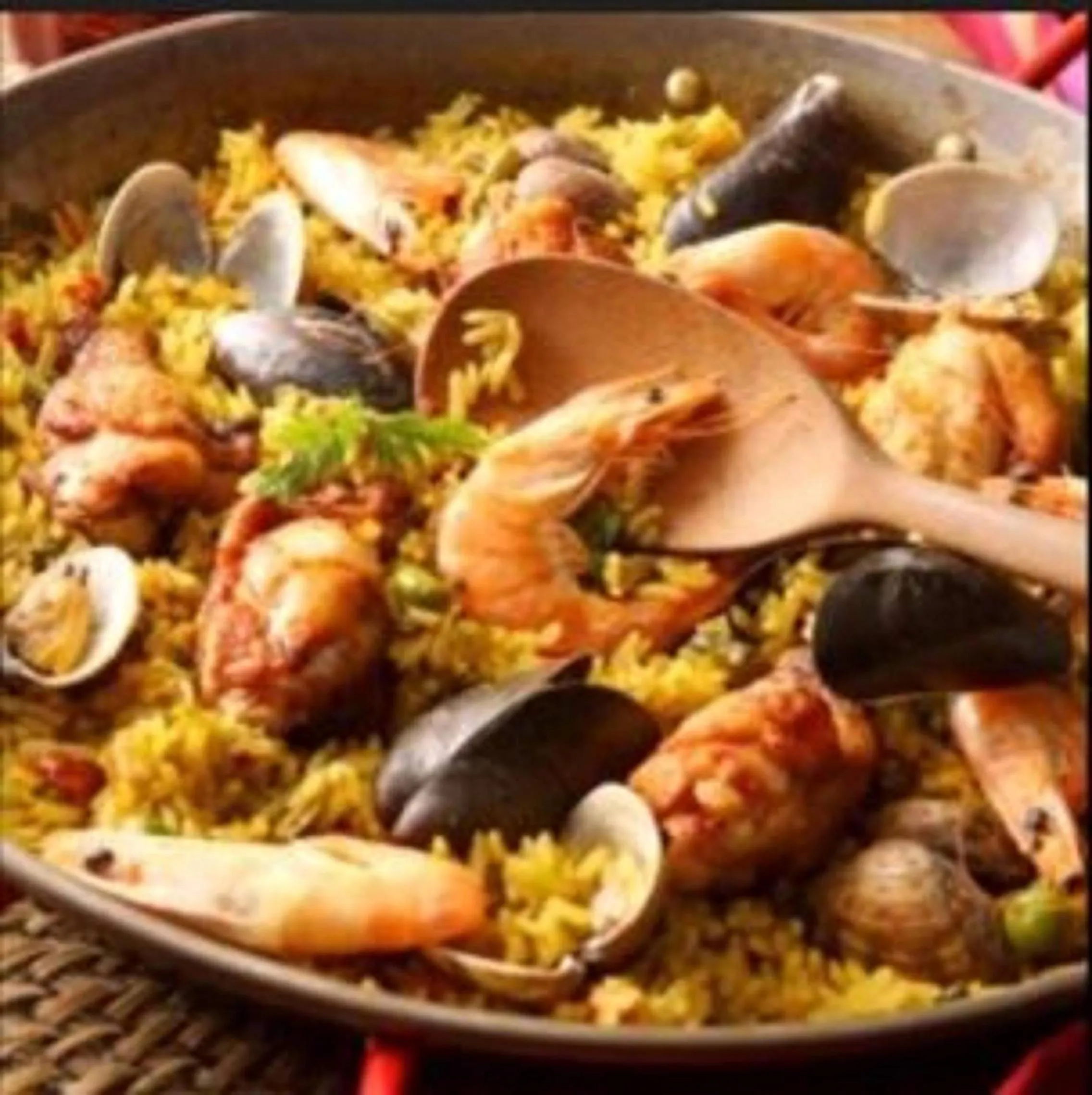 Restaurant/places to eat in Radisson Diamond Barranquilla