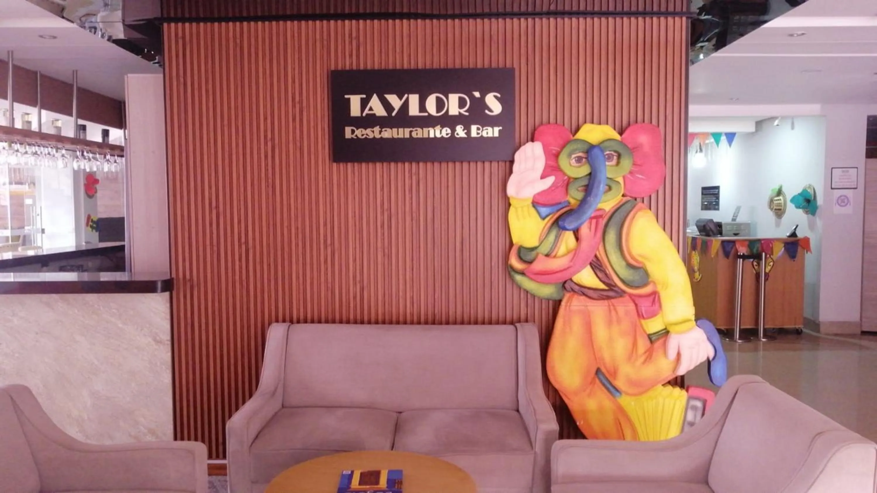 Living room in Radisson Diamond Barranquilla