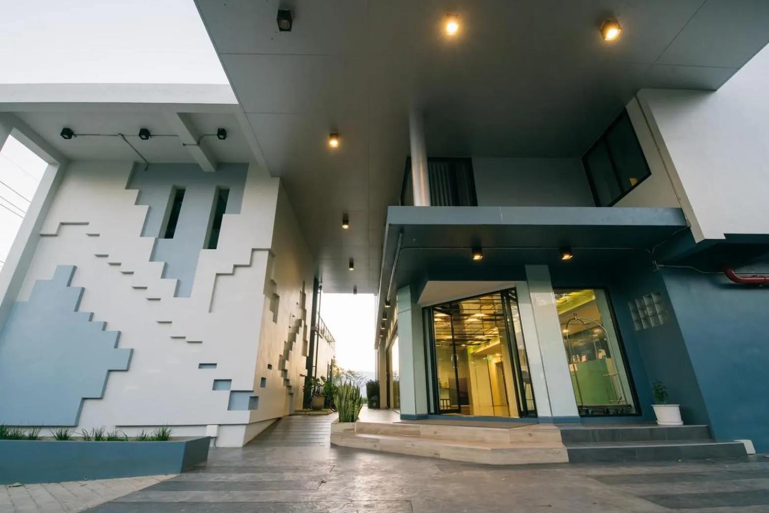 Property building in ABIZZ Hotel KwanPhayao