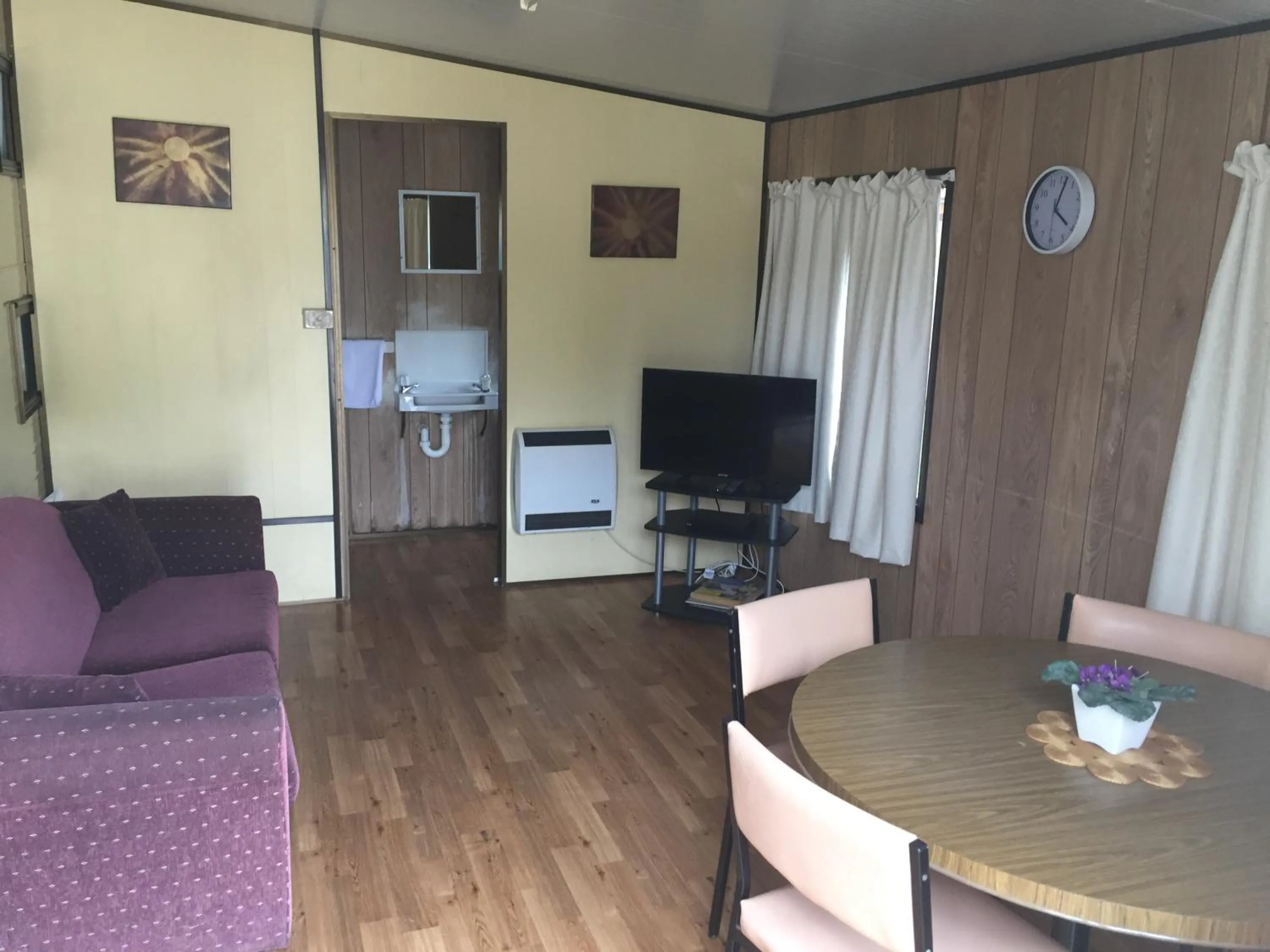 Seating area in NRMA Yarrawonga Mulwala Holiday Park