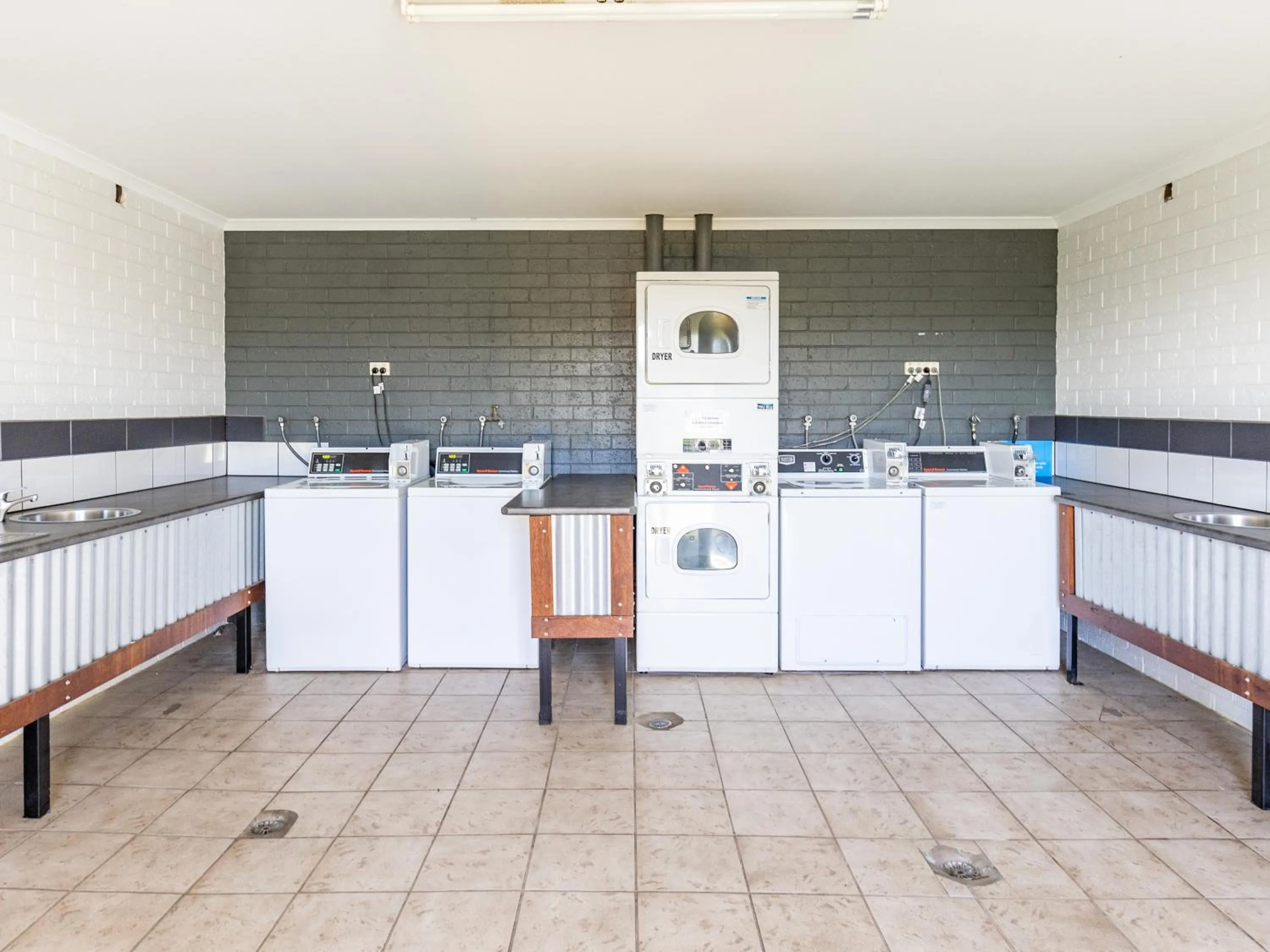 laundry in NRMA Yarrawonga Mulwala Holiday Park
