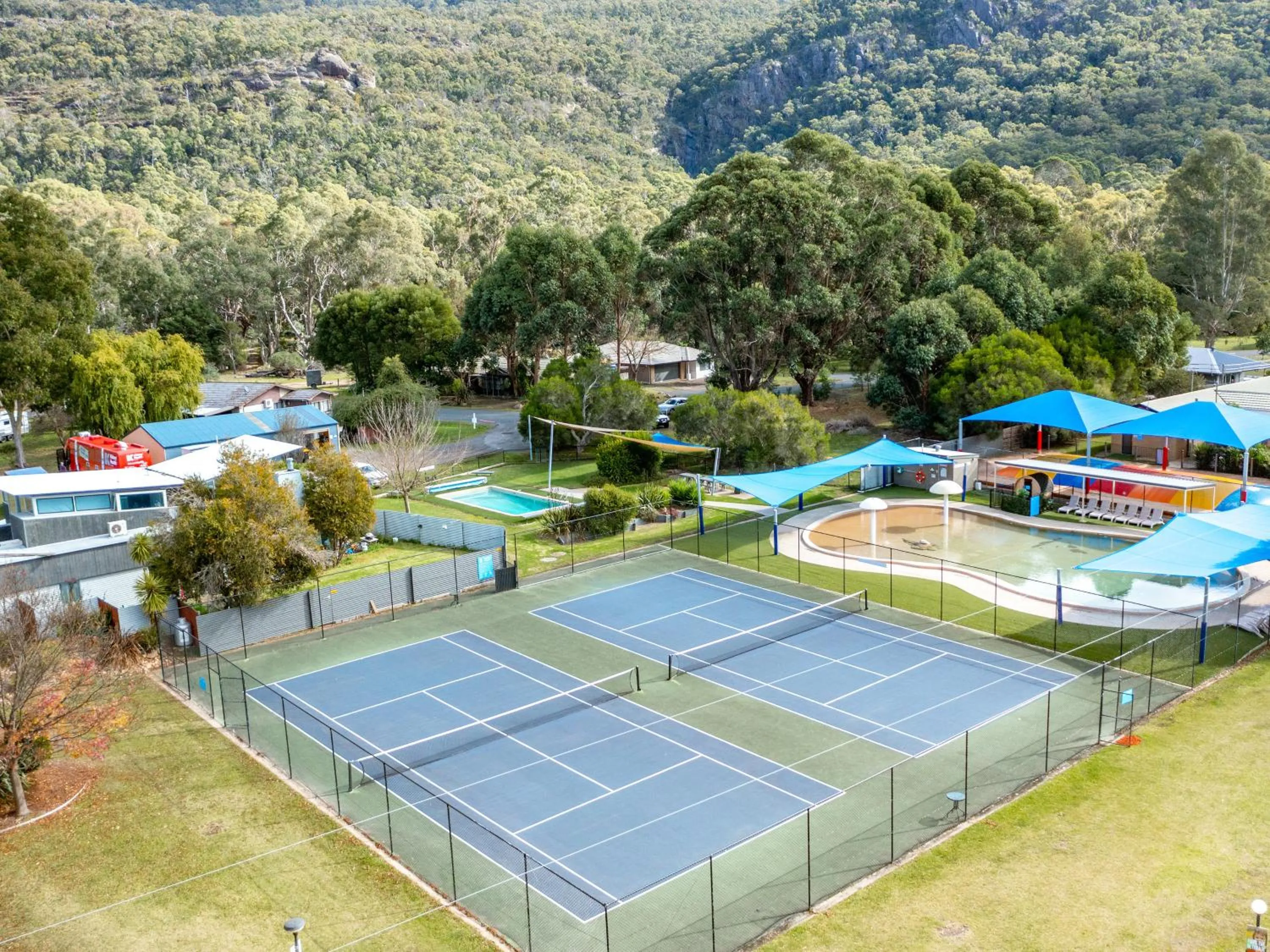 Tennis court in NRMA Halls Gap Holiday Park