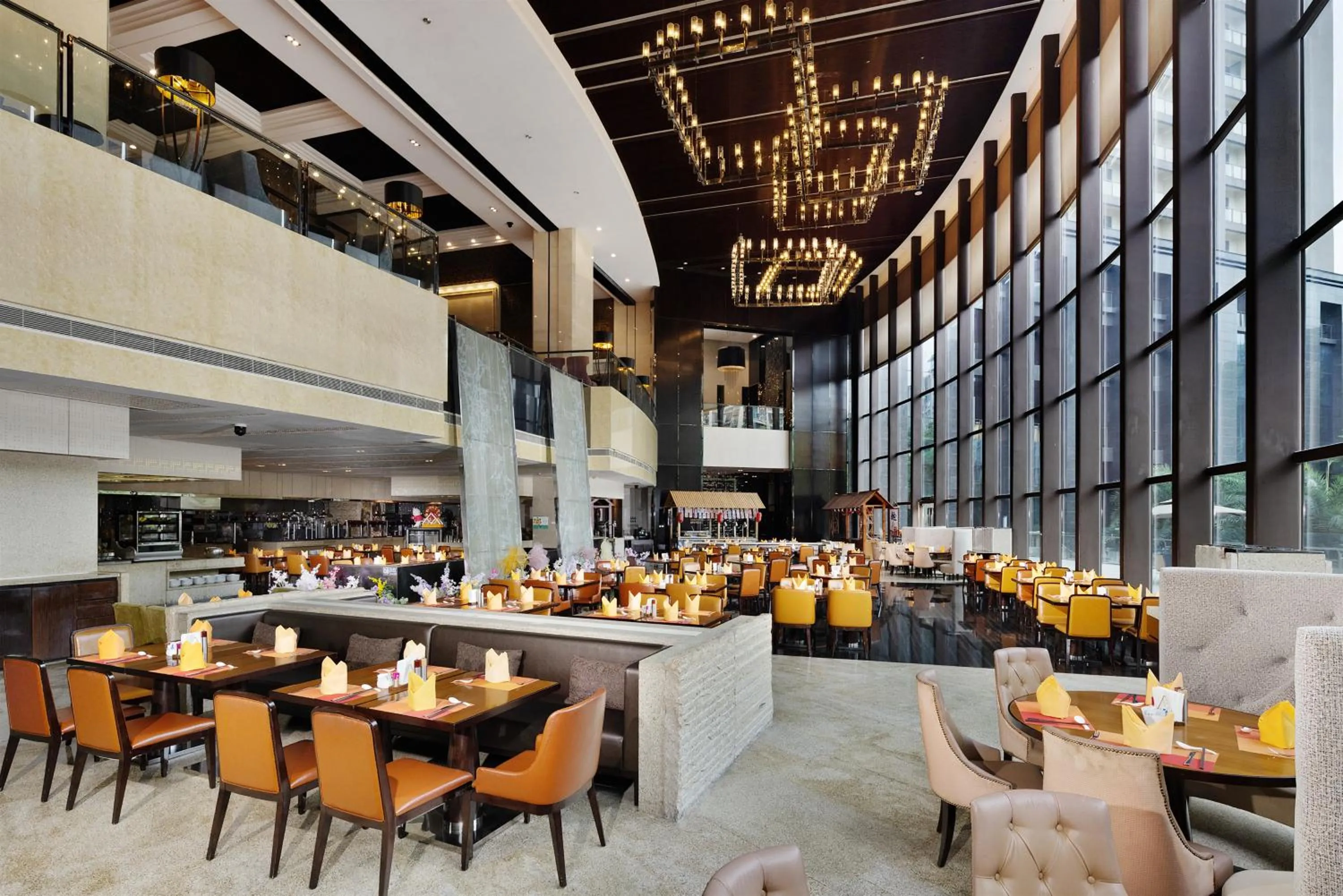 Restaurant/places to eat in Crowne Plaza Chengdu West by IHG