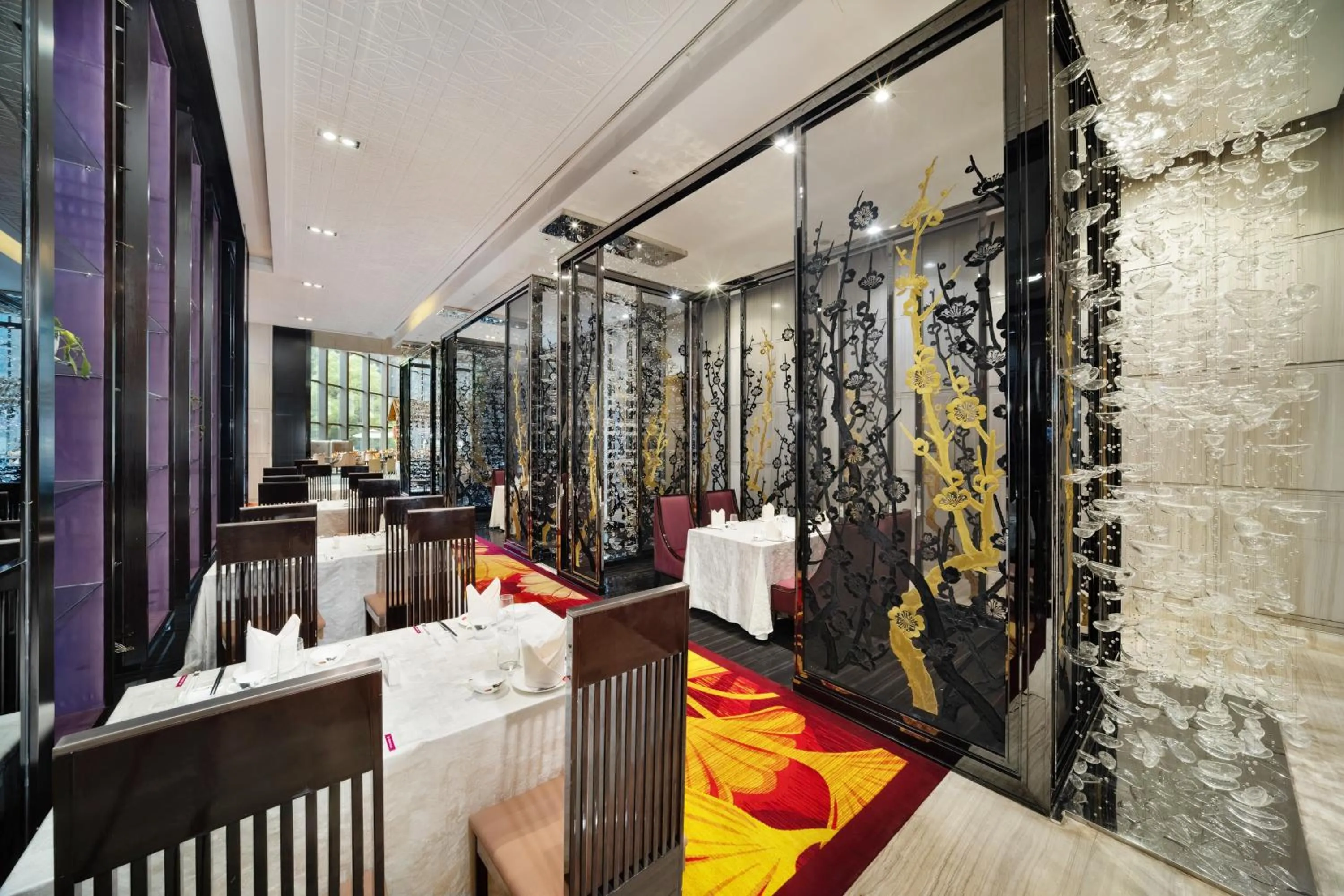 Restaurant/places to eat in Crowne Plaza Chengdu West by IHG