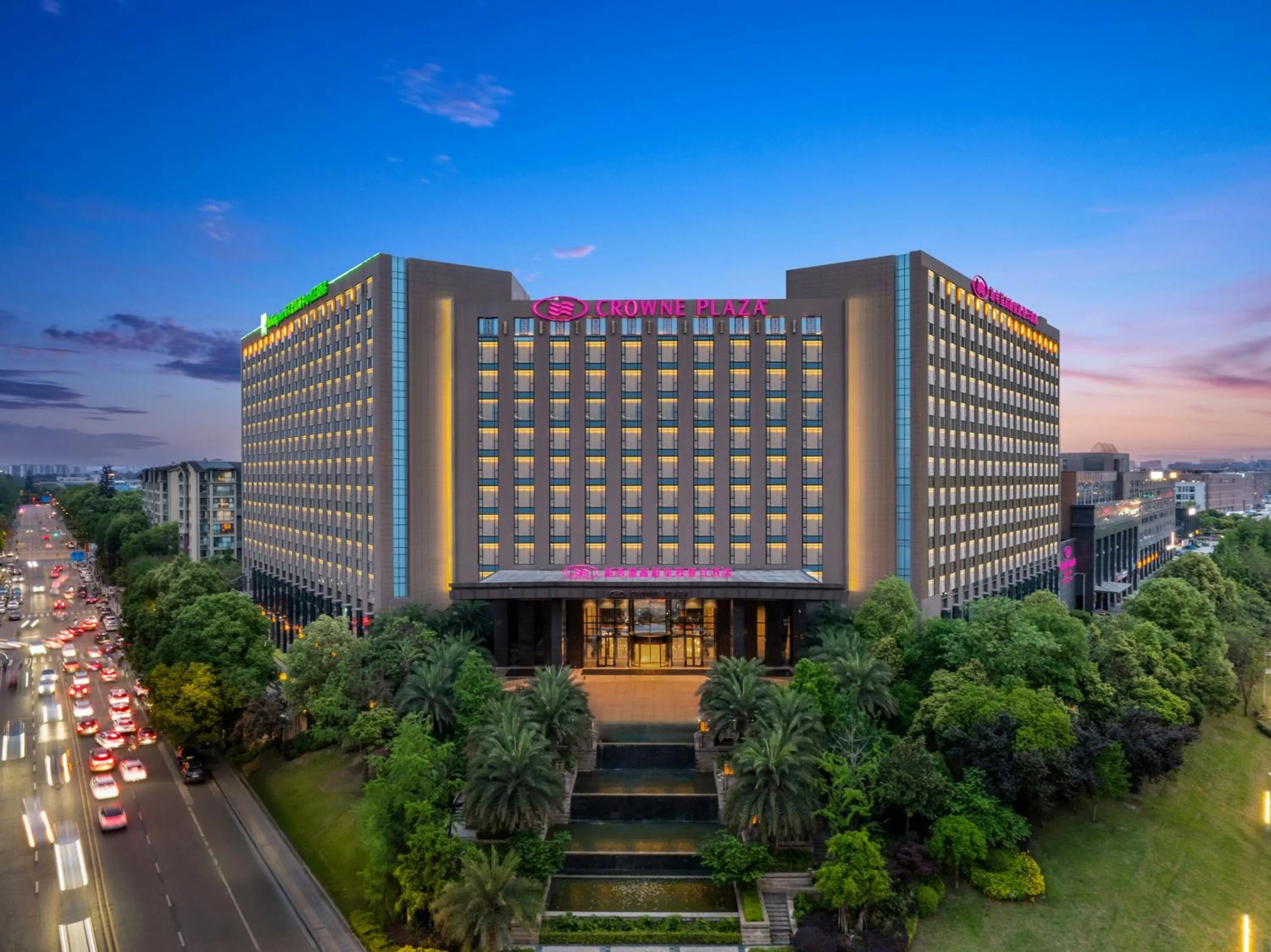 Property building in Crowne Plaza Chengdu West by IHG