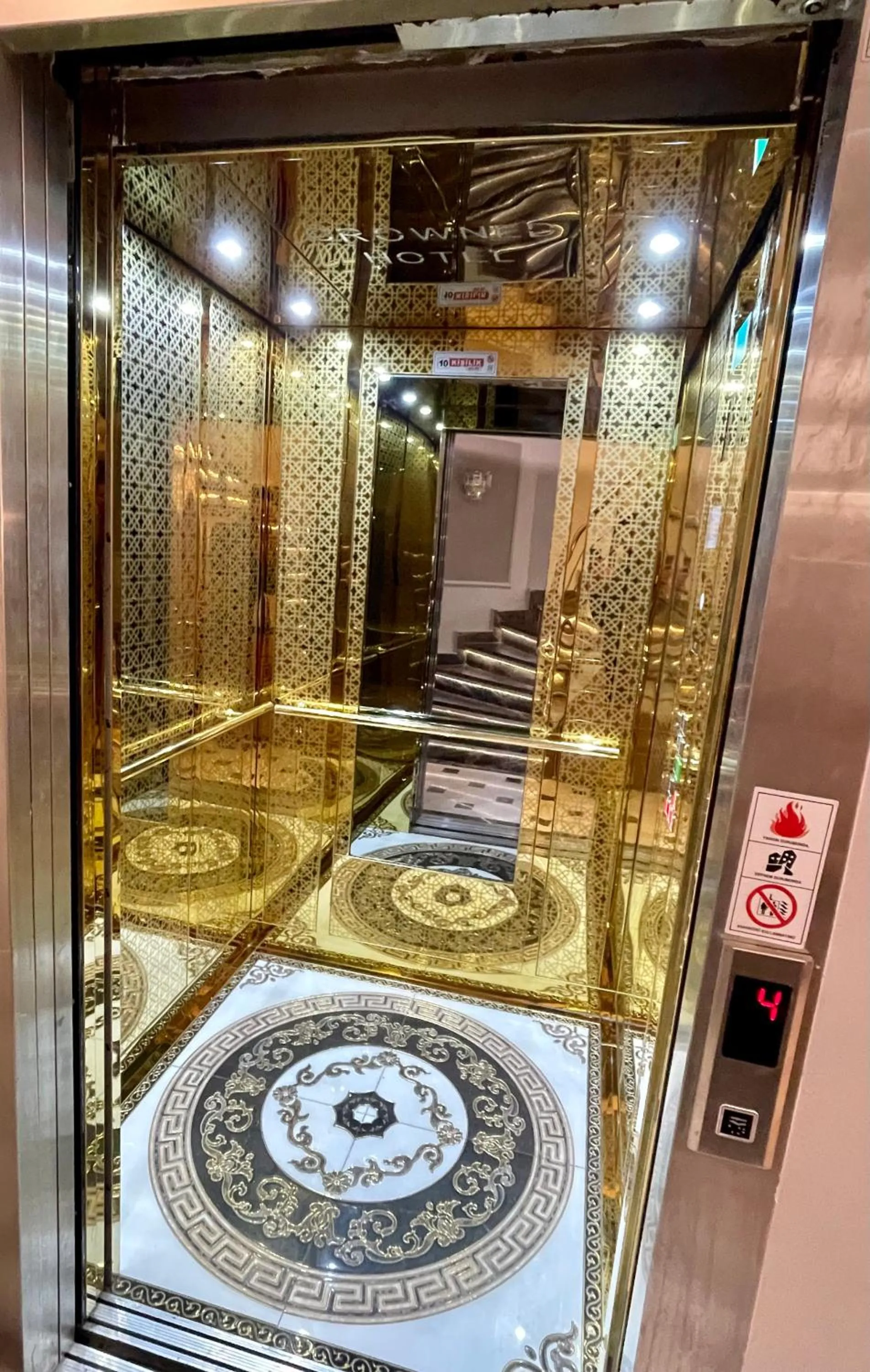 elevator in Crowned Hotel