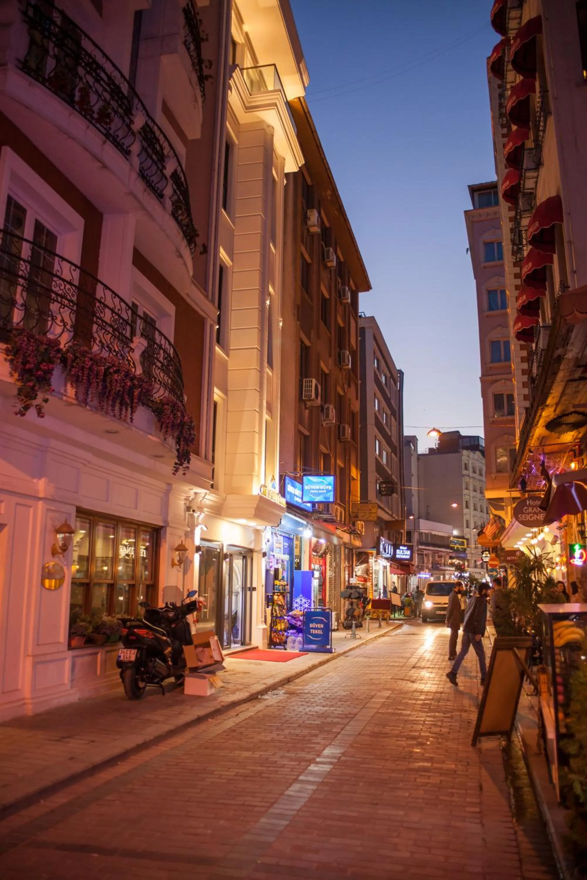 Property building in Crowned Hotel