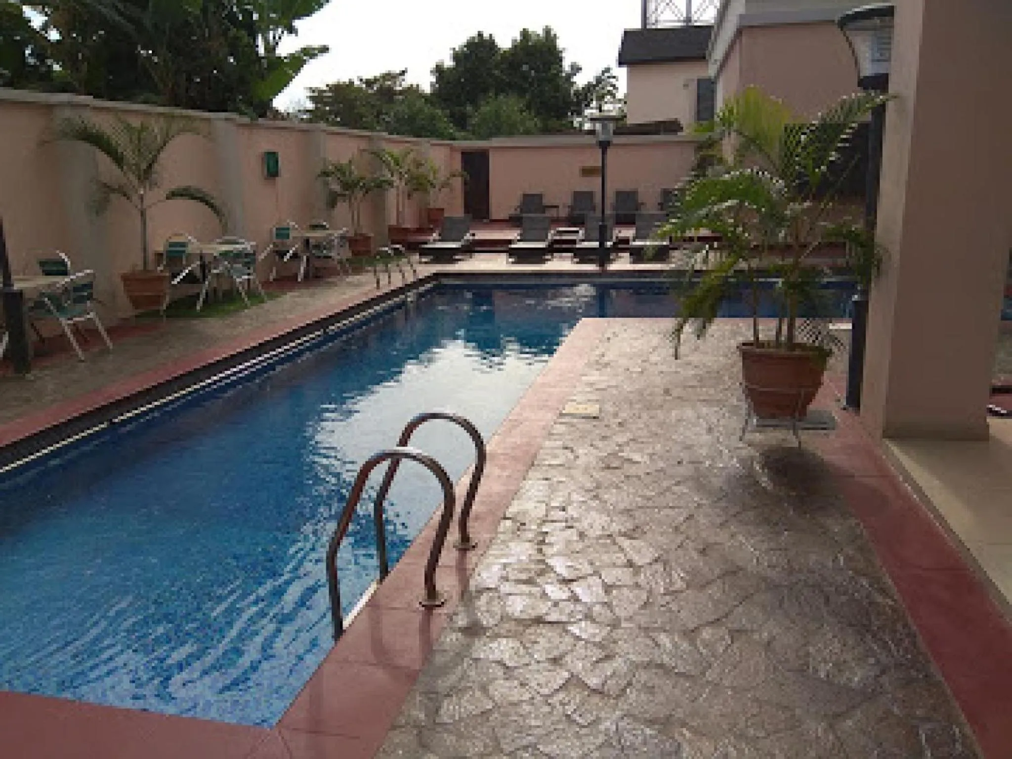 Swimming pool in Best Western Plus-standard