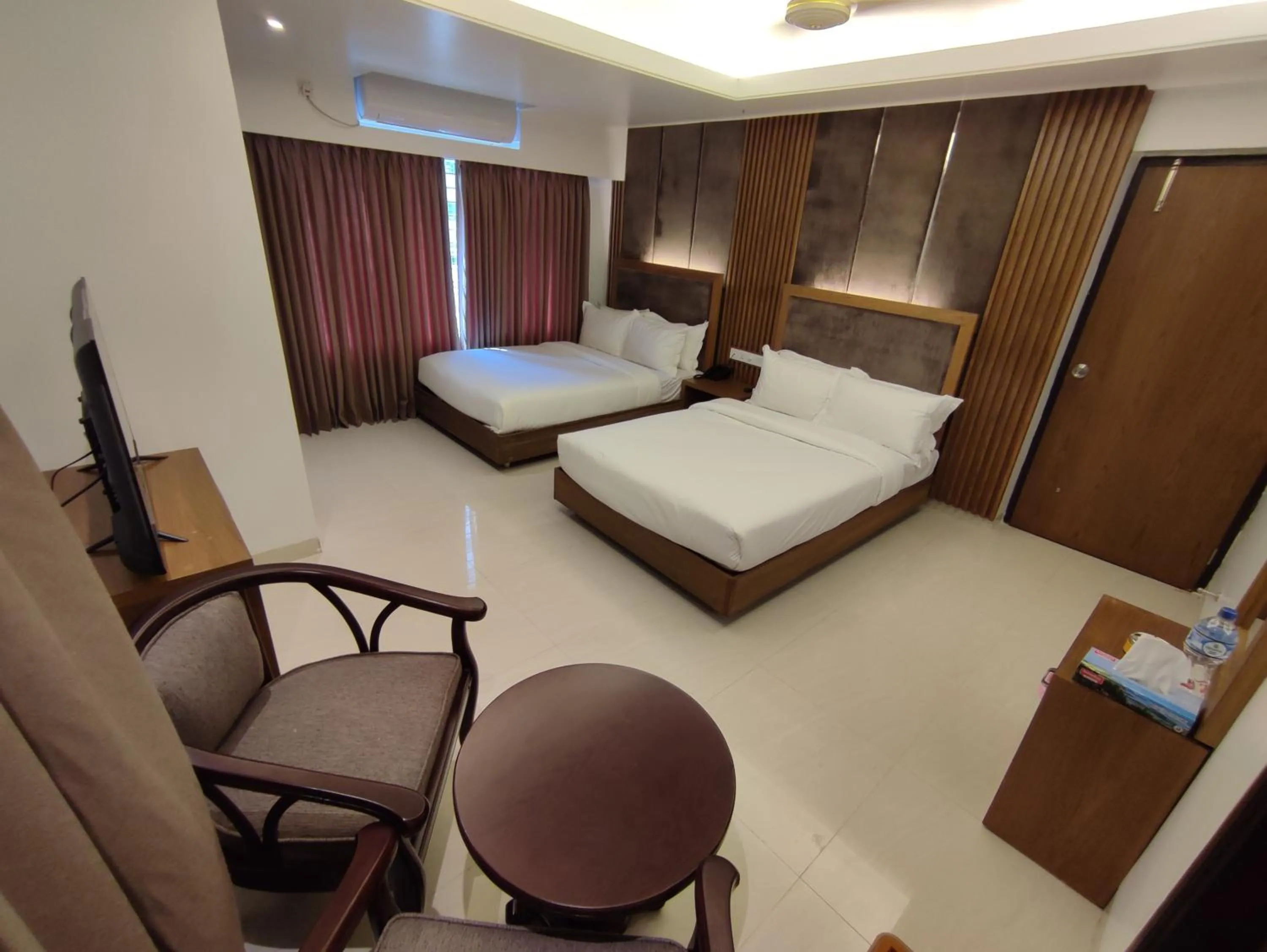 Bed in Hotel Holy Gate