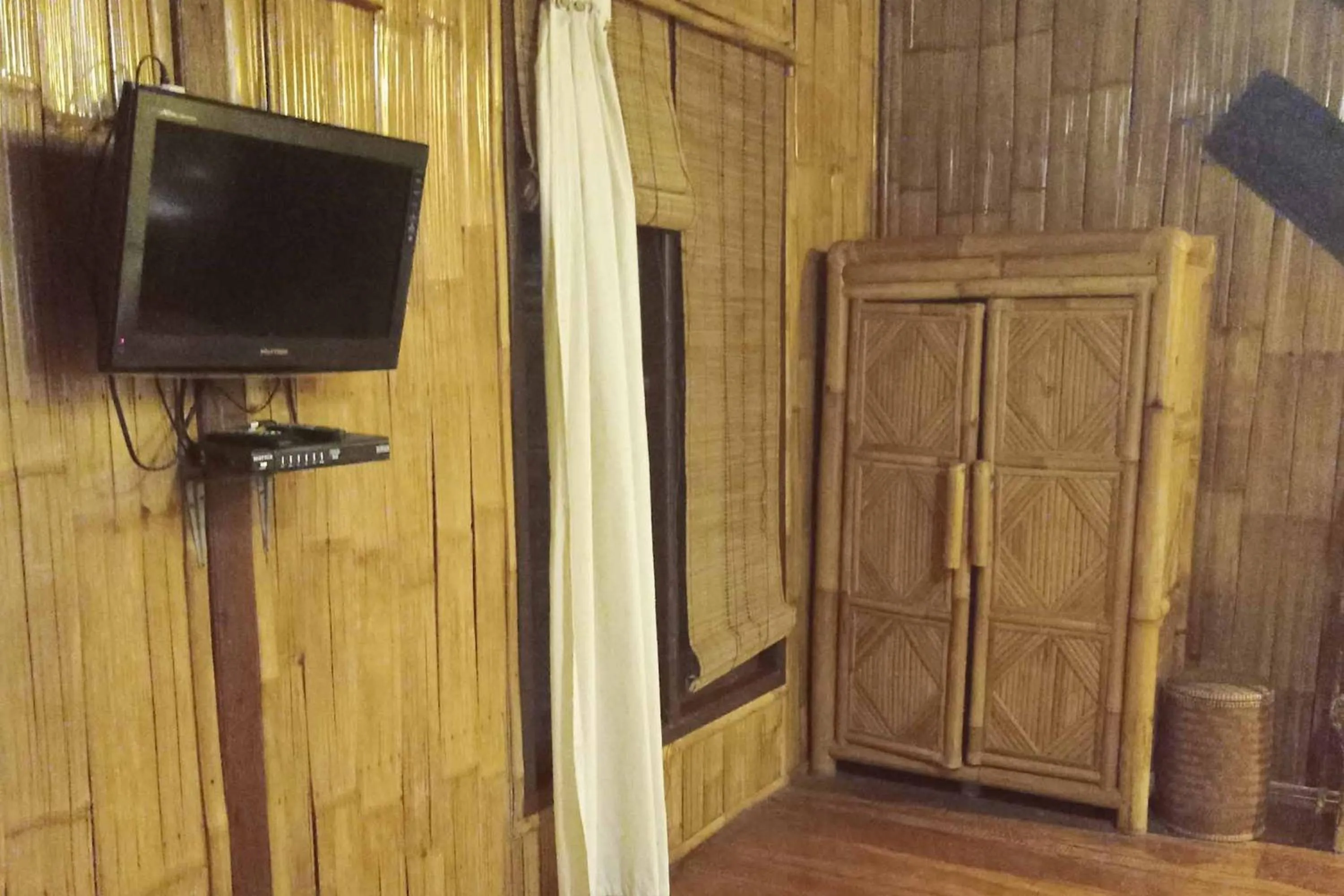 TV and multimedia in Jepun Didulu Cottages