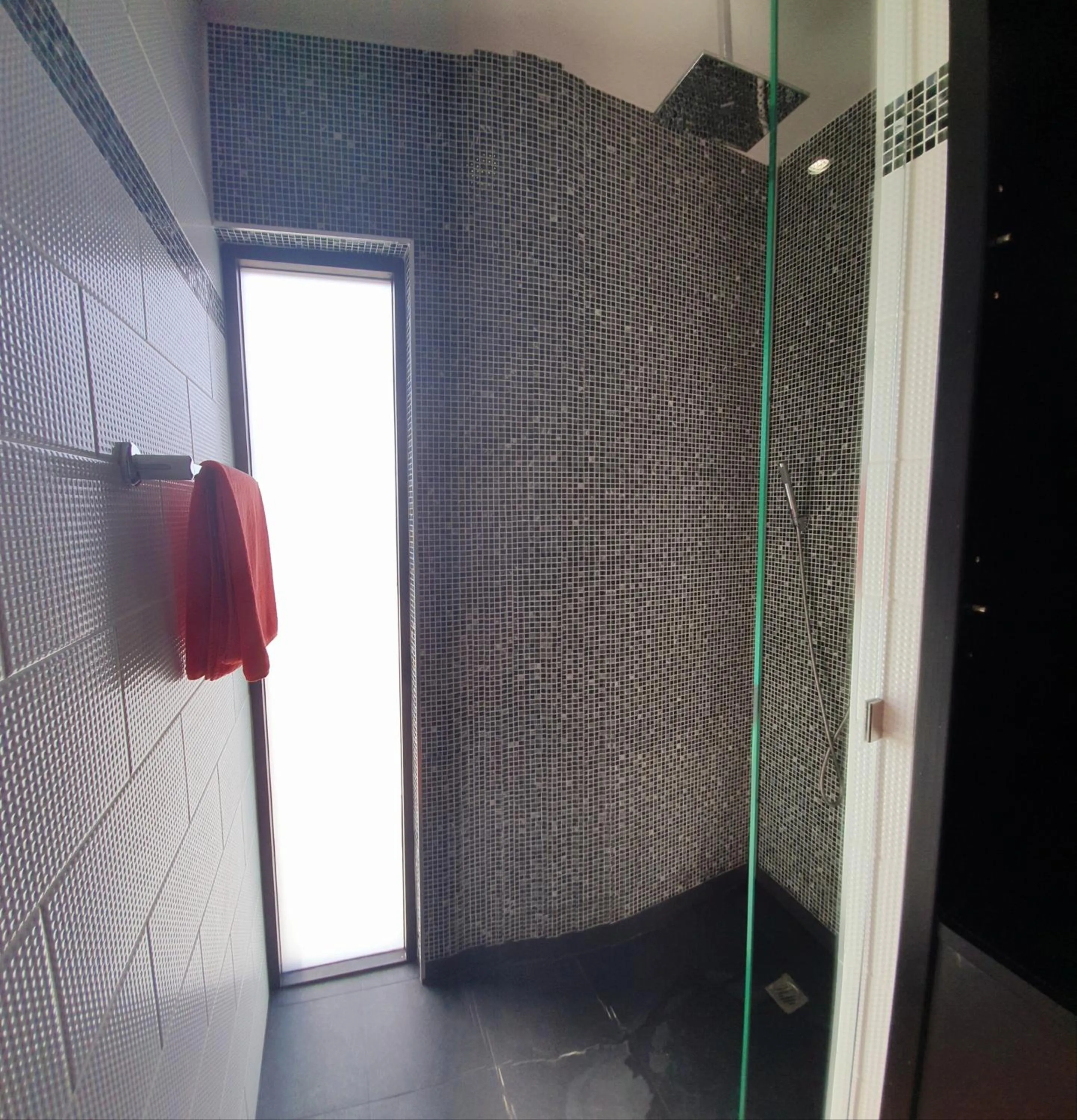 Shower in Eden Villa Phuket