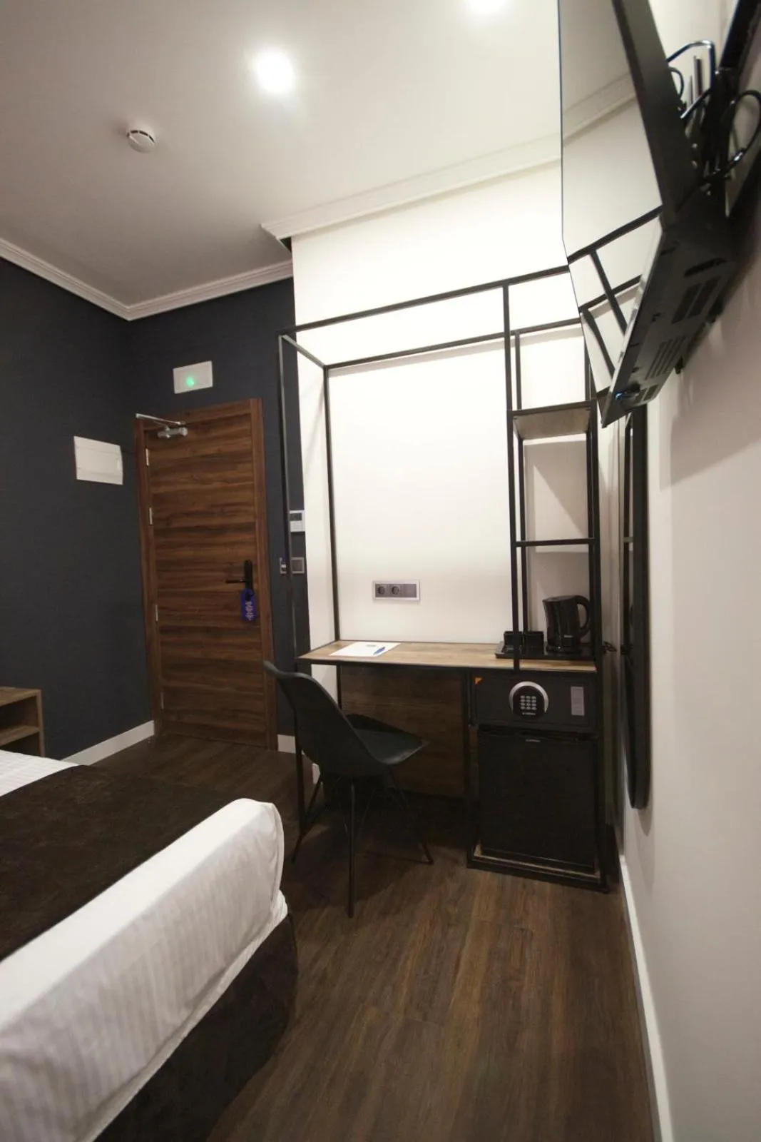 Bedroom, Bed in Hotel BH San Francisco Alicante