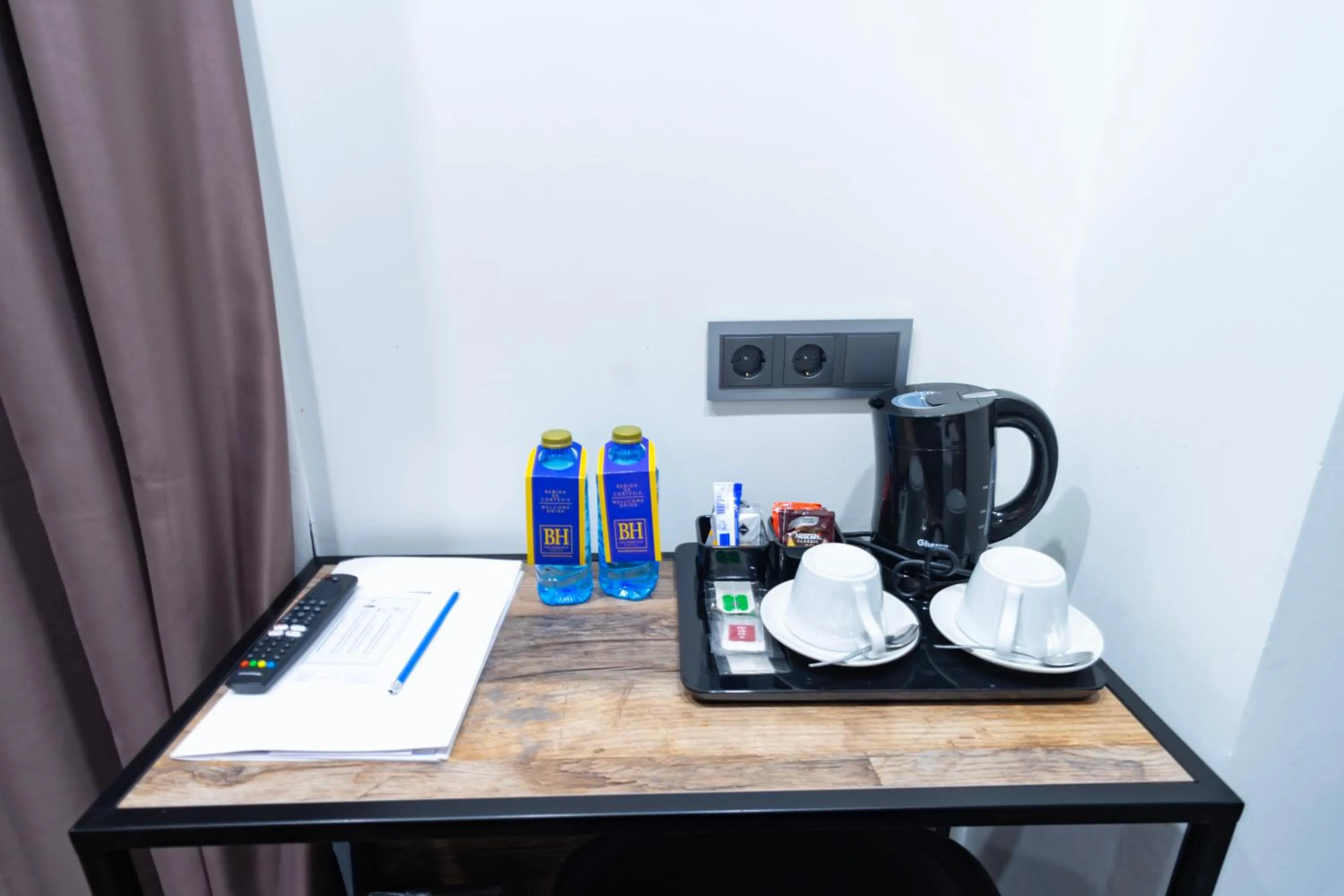 Coffee/tea facilities in Hotel BH San Francisco Alicante