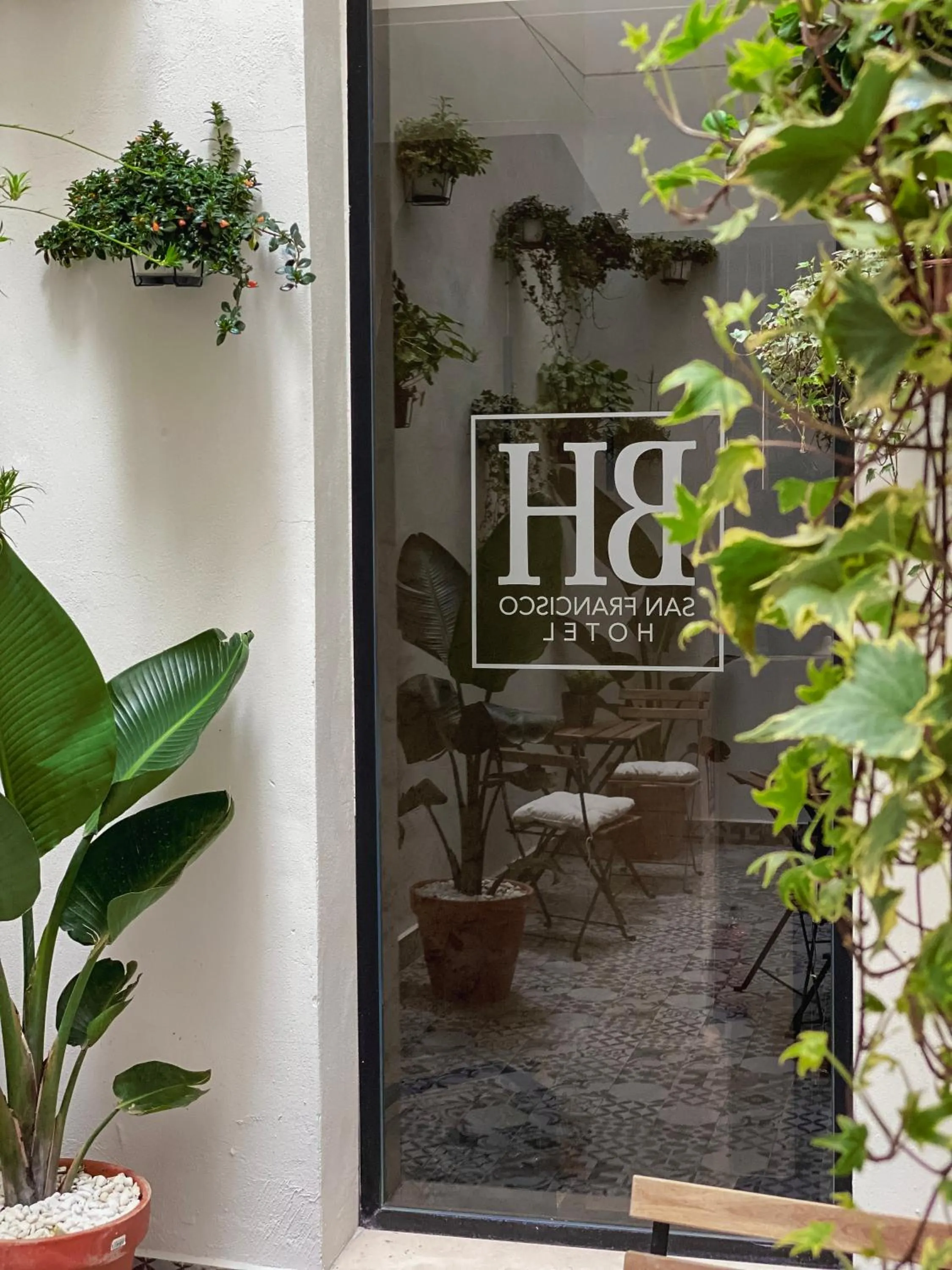 Seating area in Hotel BH San Francisco Alicante