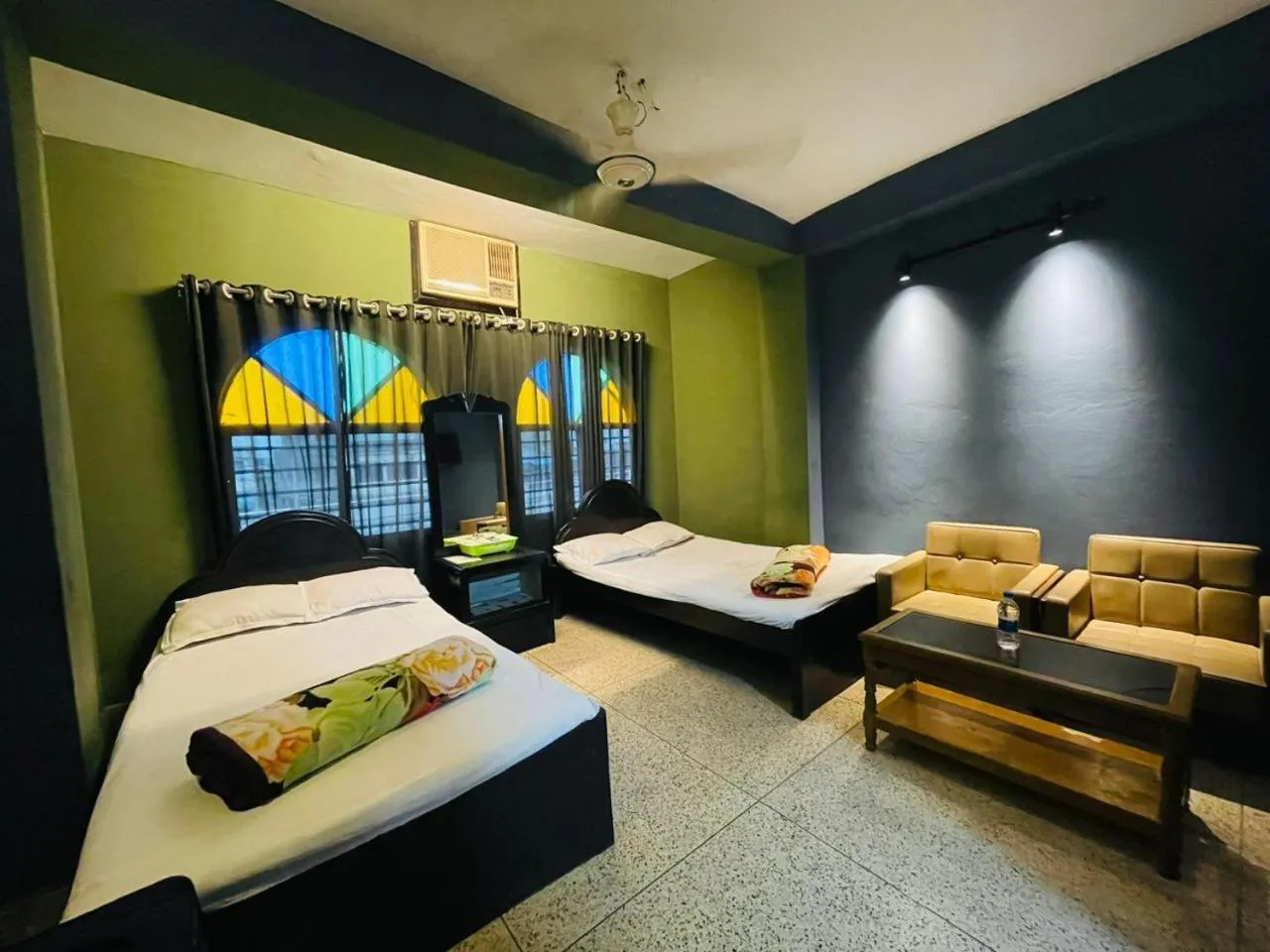 Bed in Hotel Hoque Tower International