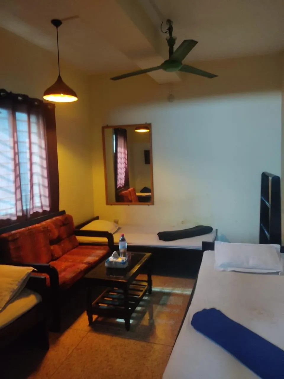 Photo of the whole room, Bed in Hotel Hoque Tower International