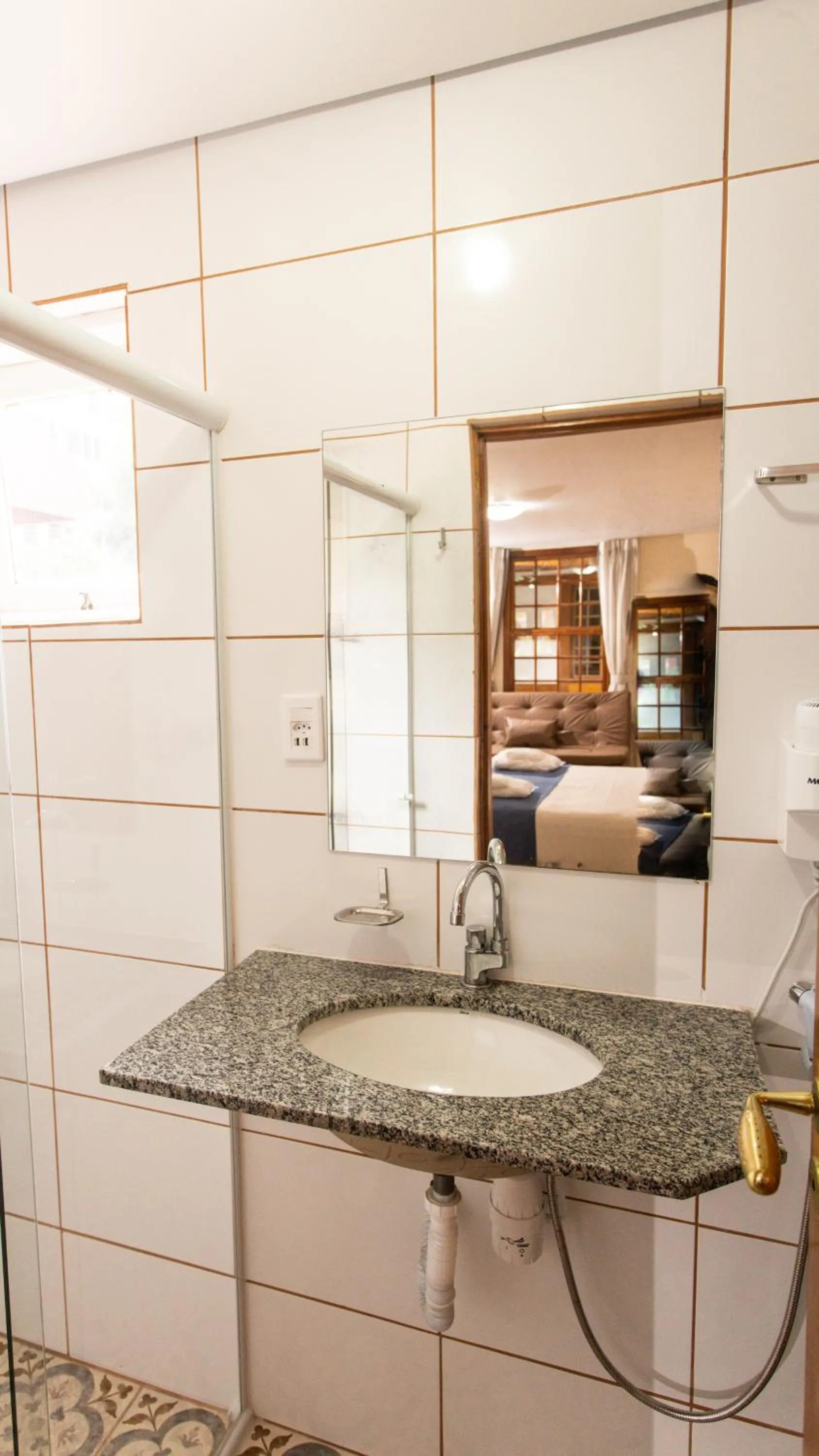 Bathroom in Hotel Chalet Monet - Granja Vianna