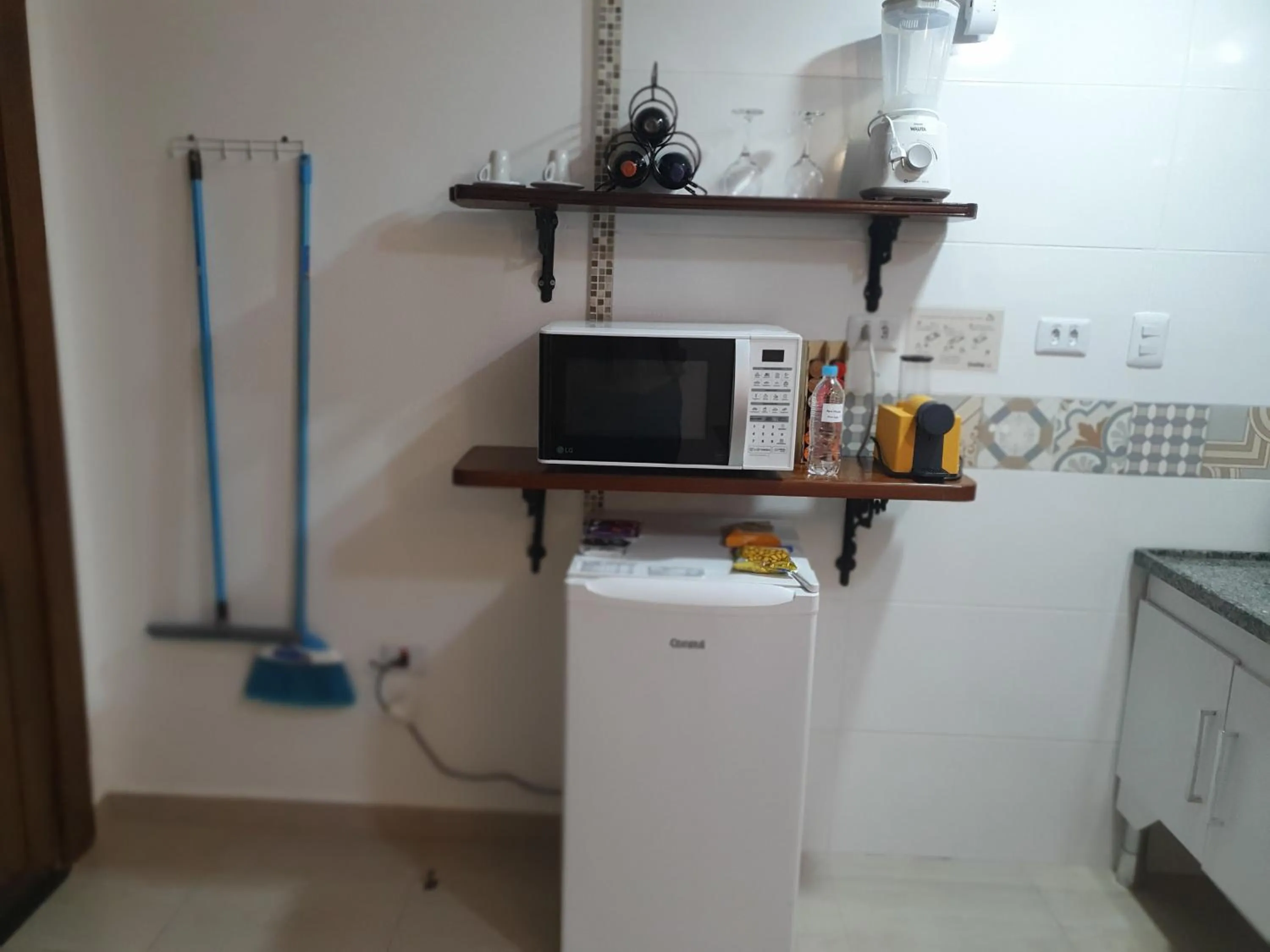 Kitchen or kitchenette in Hotel Chalet Monet - Granja Vianna