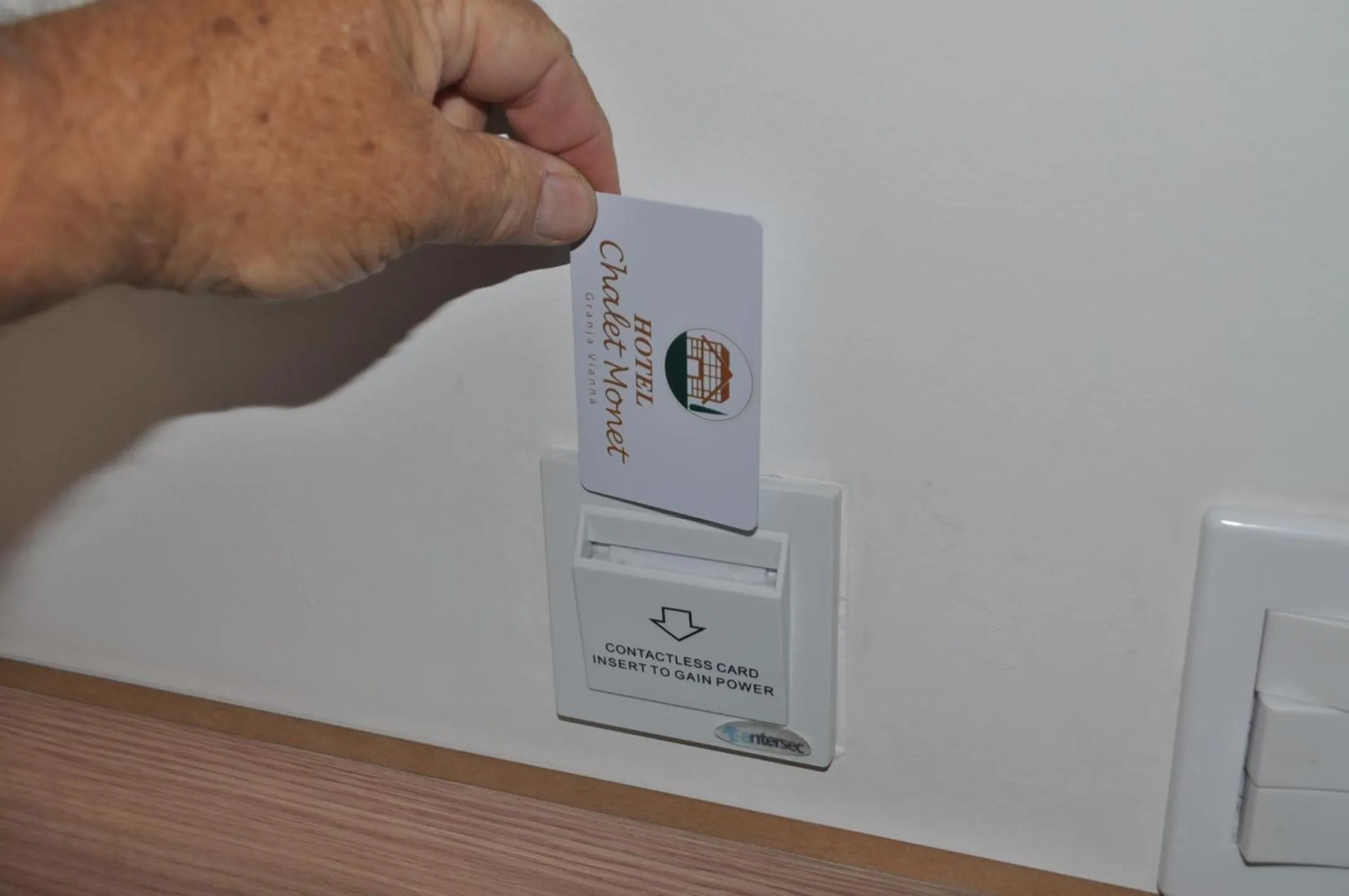 Property logo or sign in Hotel Chalet Monet - Granja Vianna