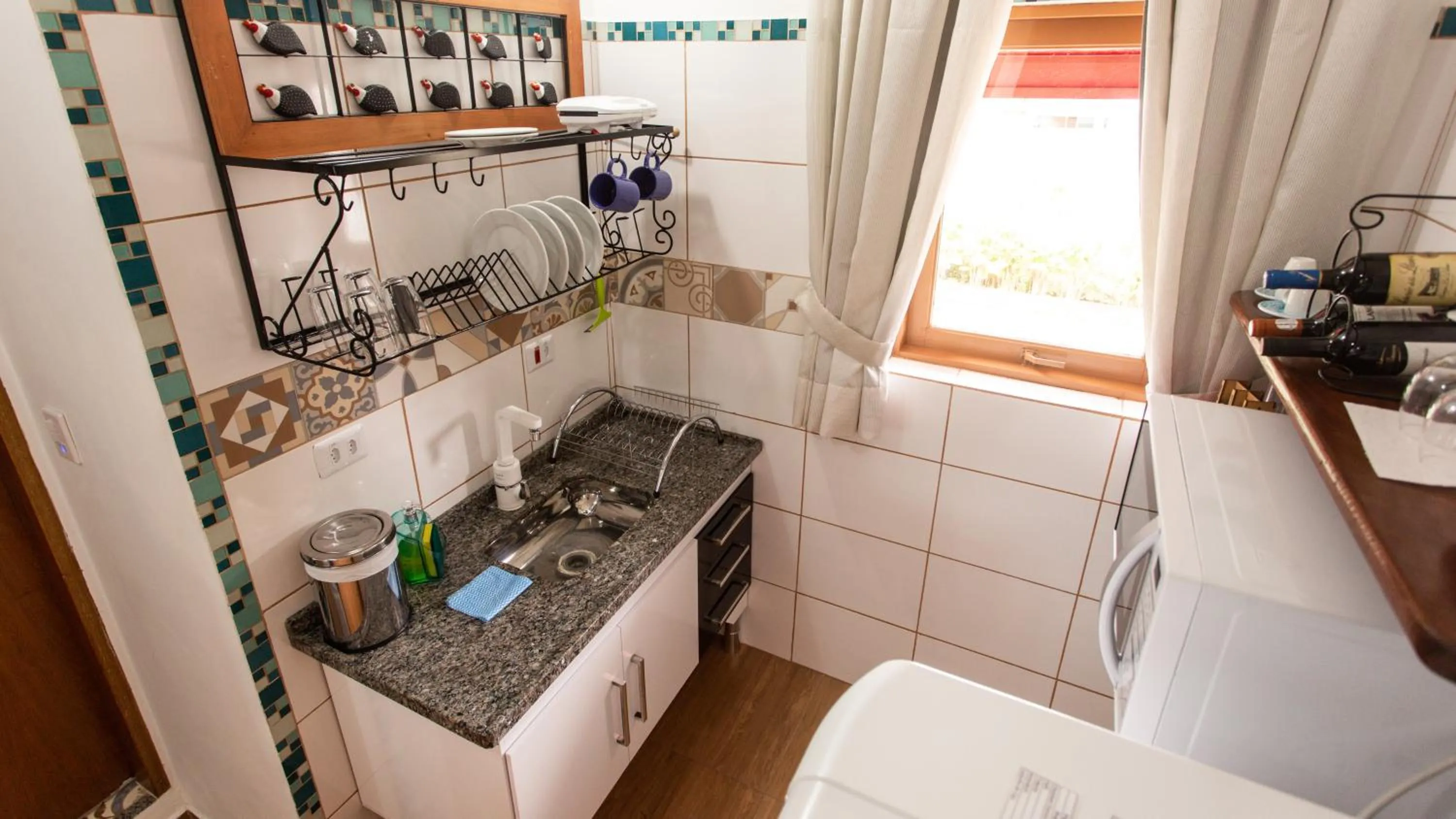 Kitchen or kitchenette in Hotel Chalet Monet - Granja Vianna
