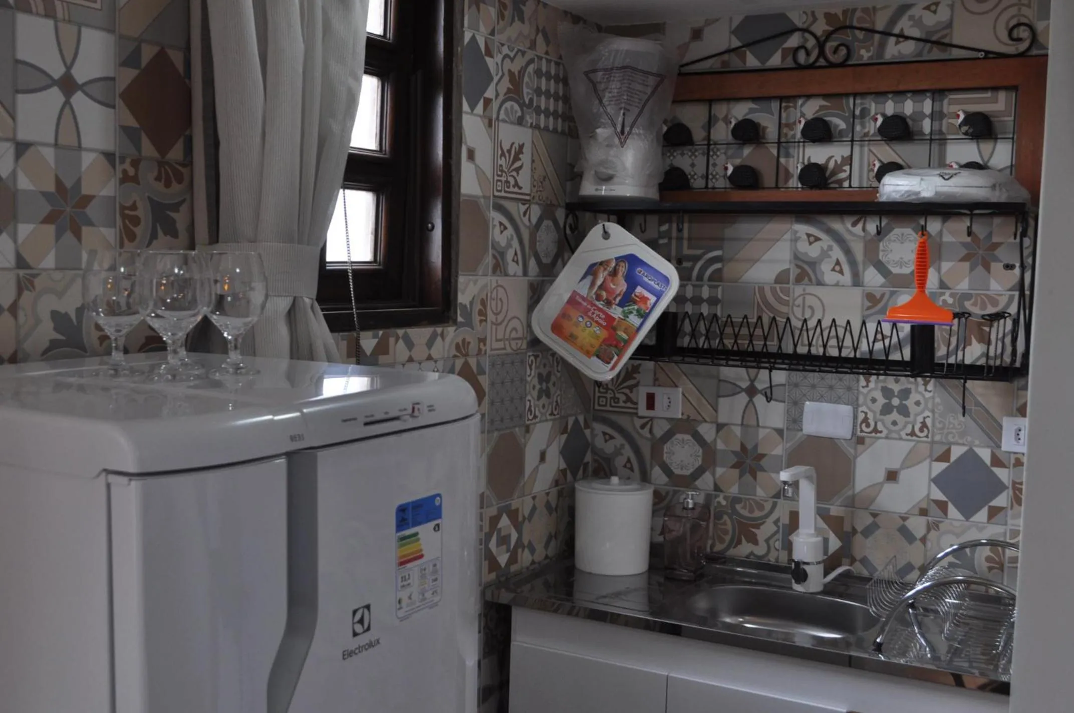 Kitchen or kitchenette in Hotel Chalet Monet - Granja Vianna