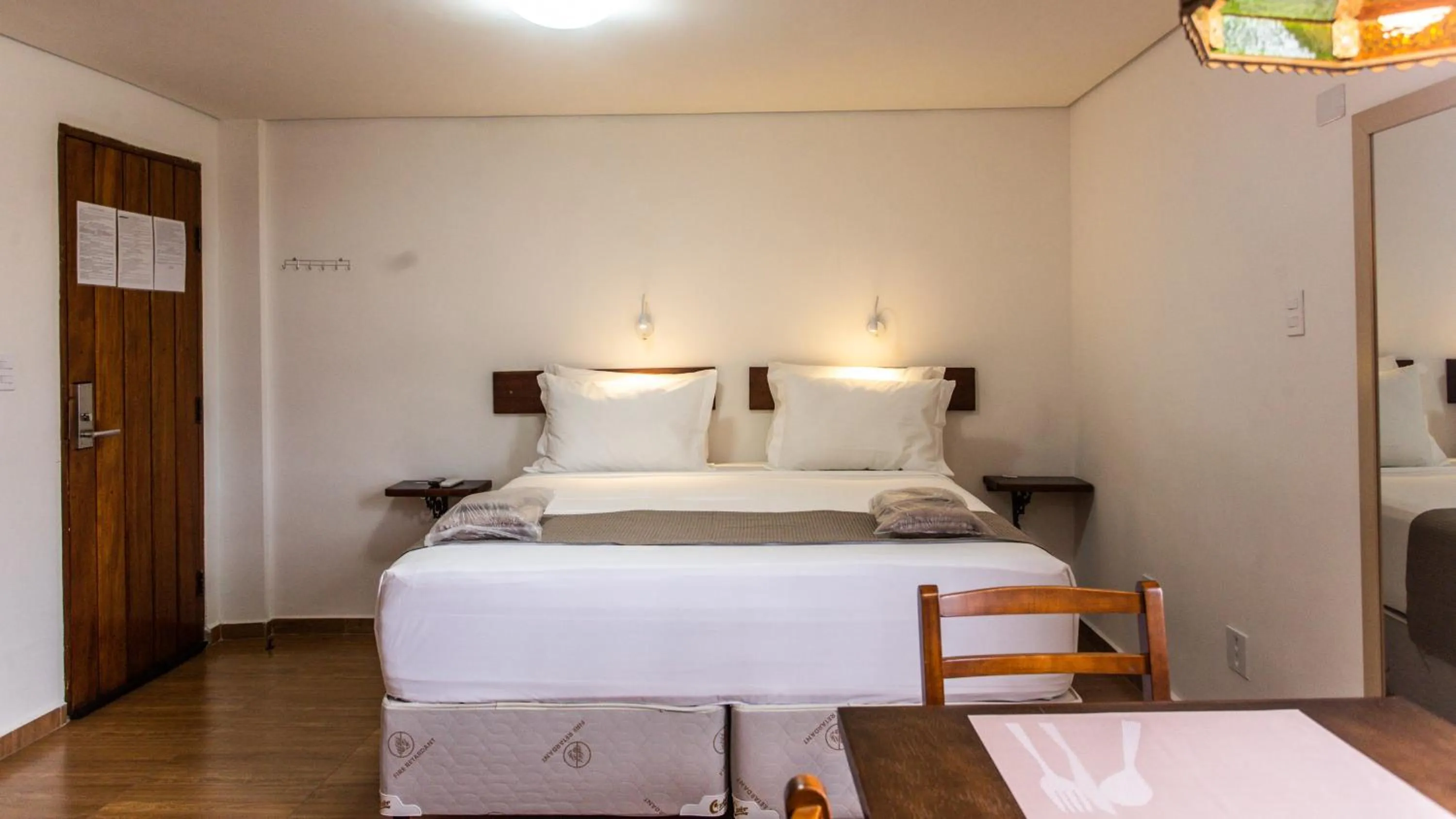 Bed in Hotel Chalet Monet - Granja Vianna