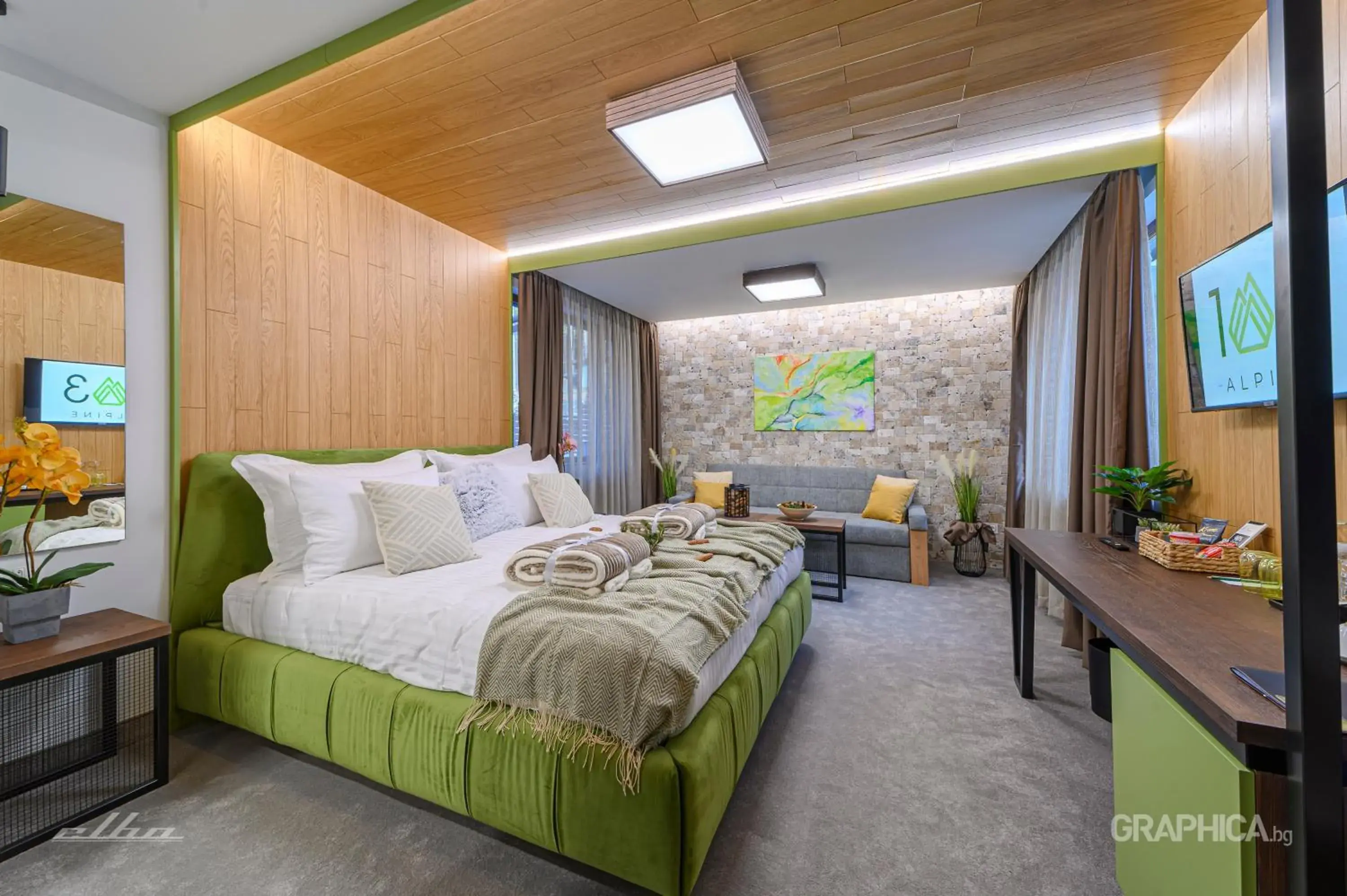 Junior Suite in 103 Alpine Hotel Junior Suite in 103 Alpine Hotel