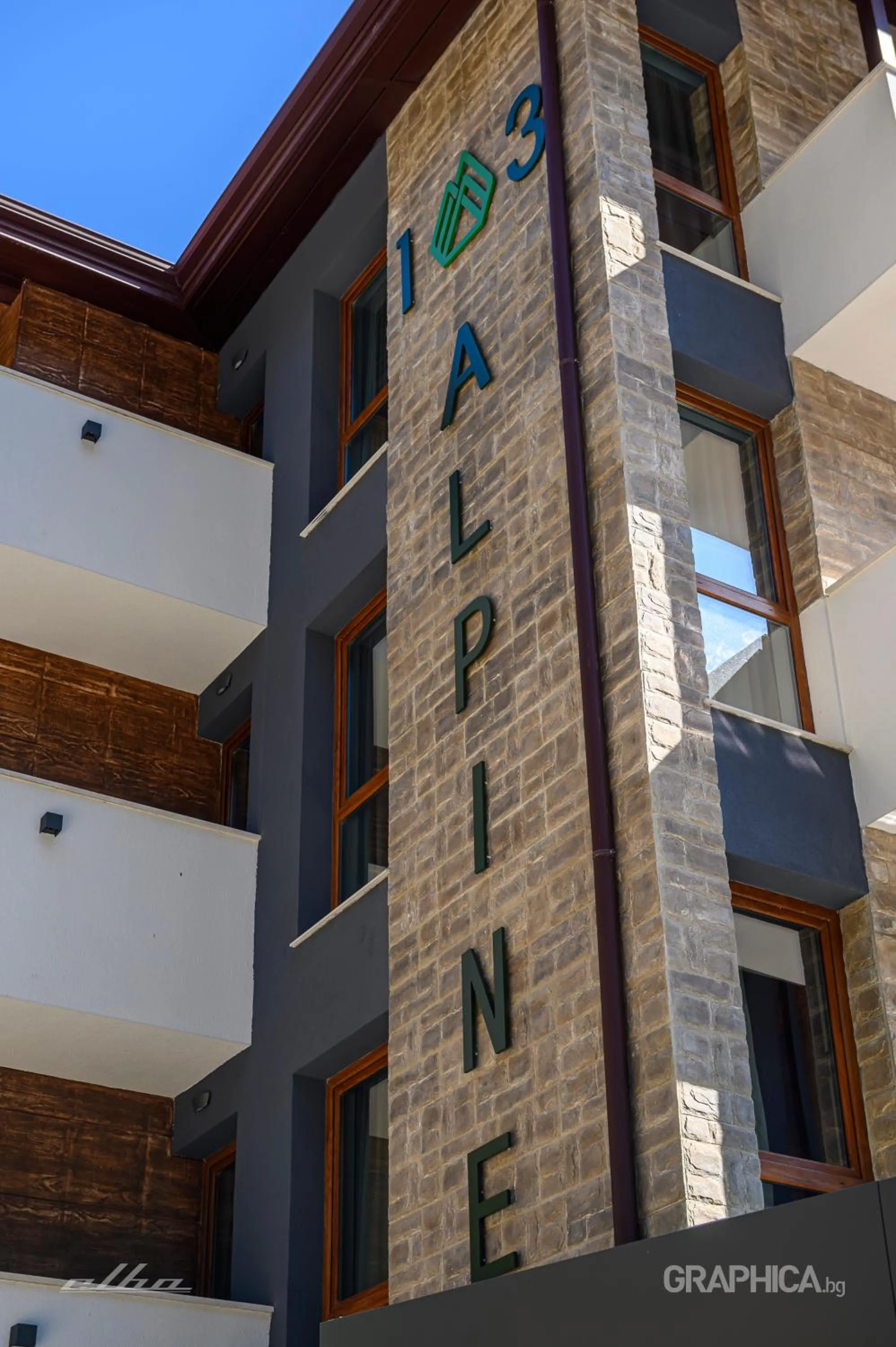 Day in 103 Alpine Hotel