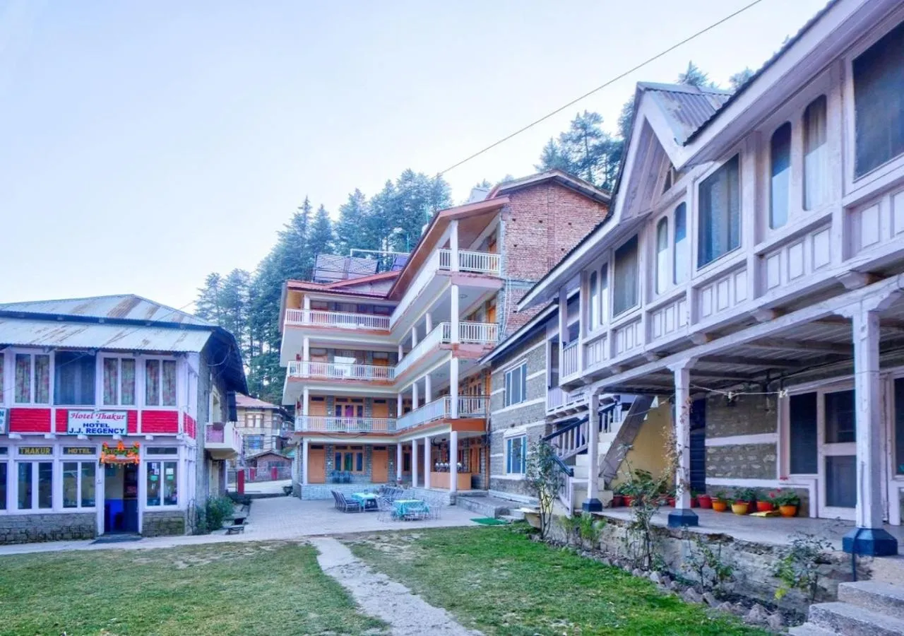 Property Building in Hotel Thakur Manali