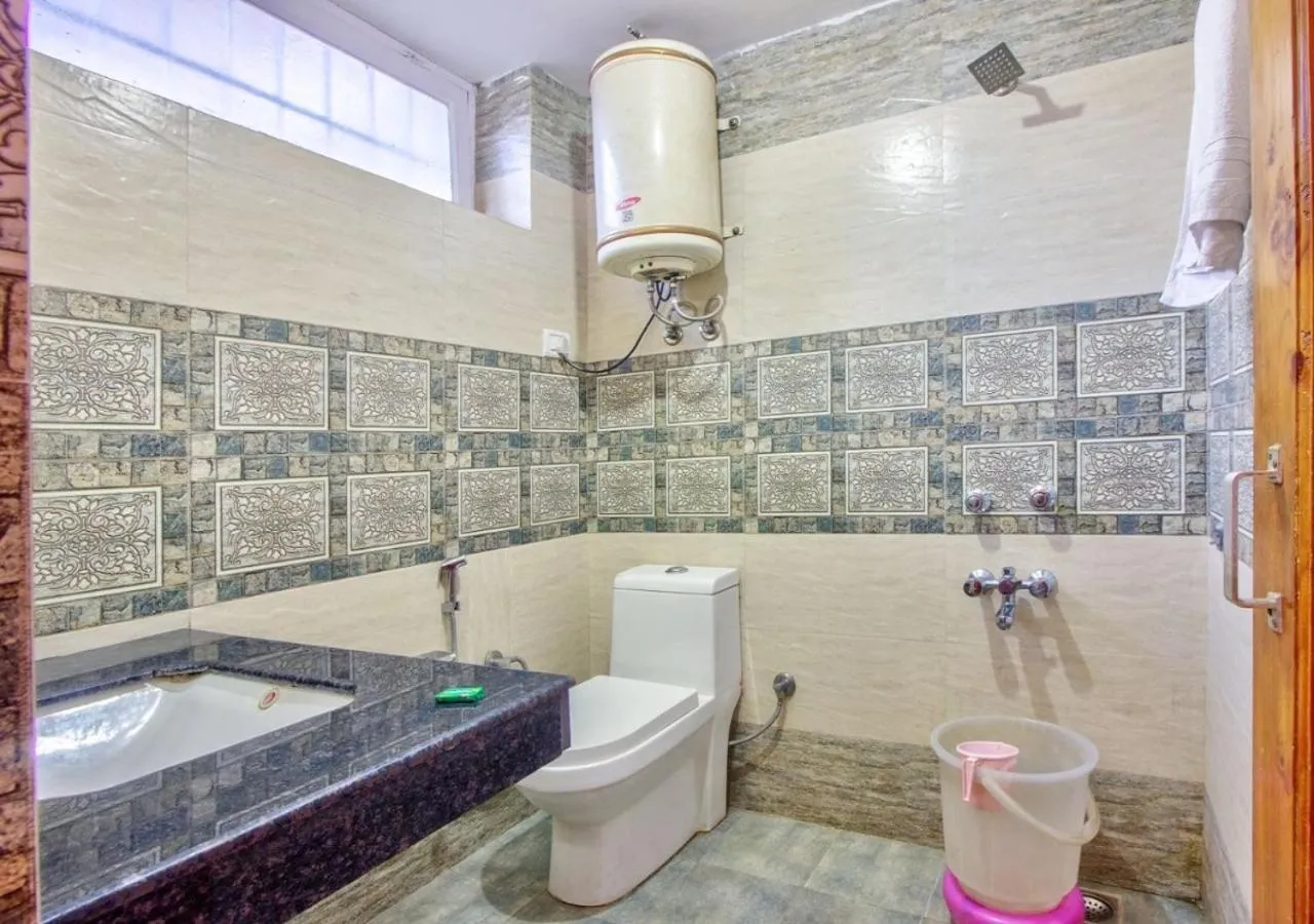 Bathroom in Hotel Thakur Manali