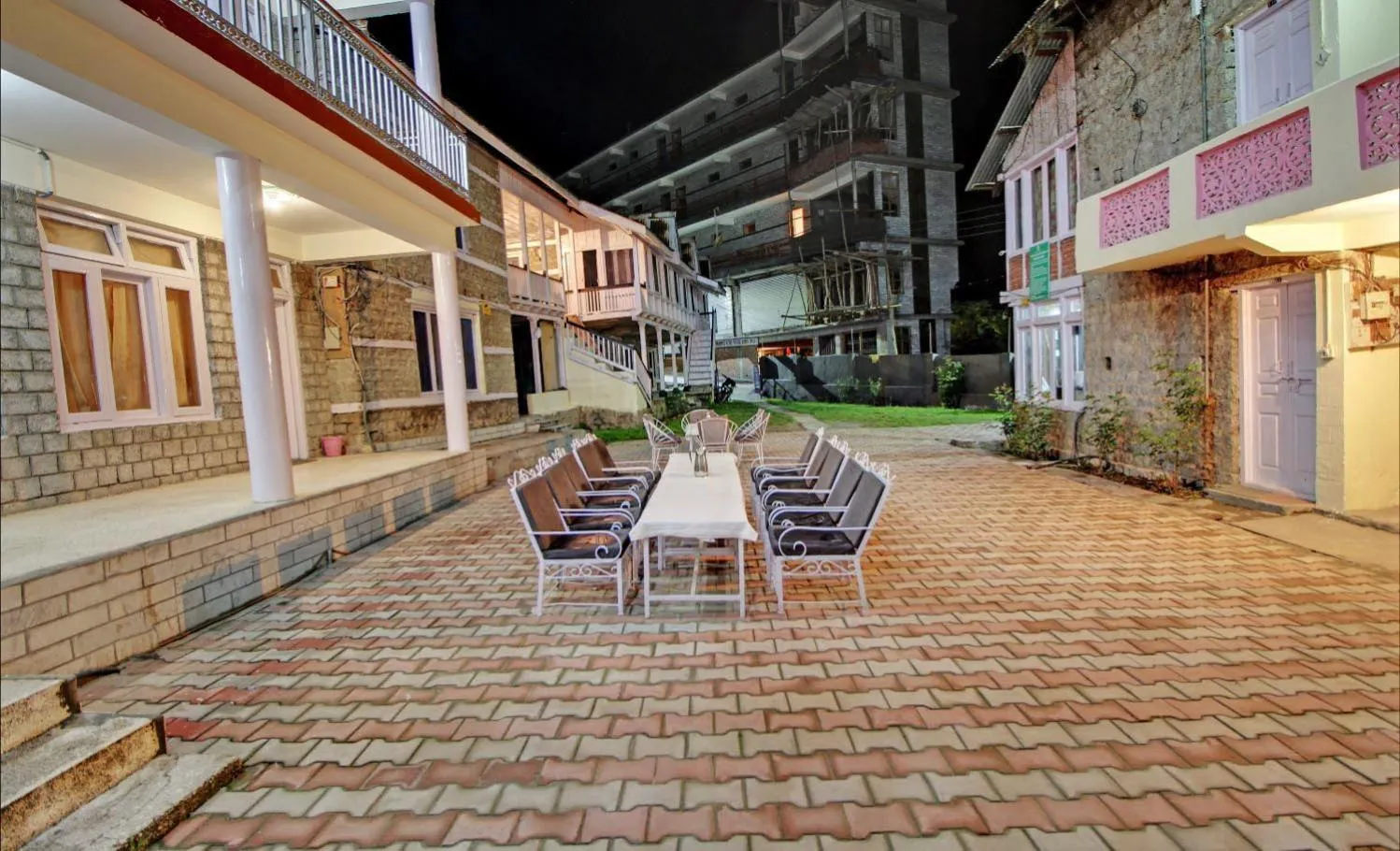 Property building in Hotel Thakur Manali