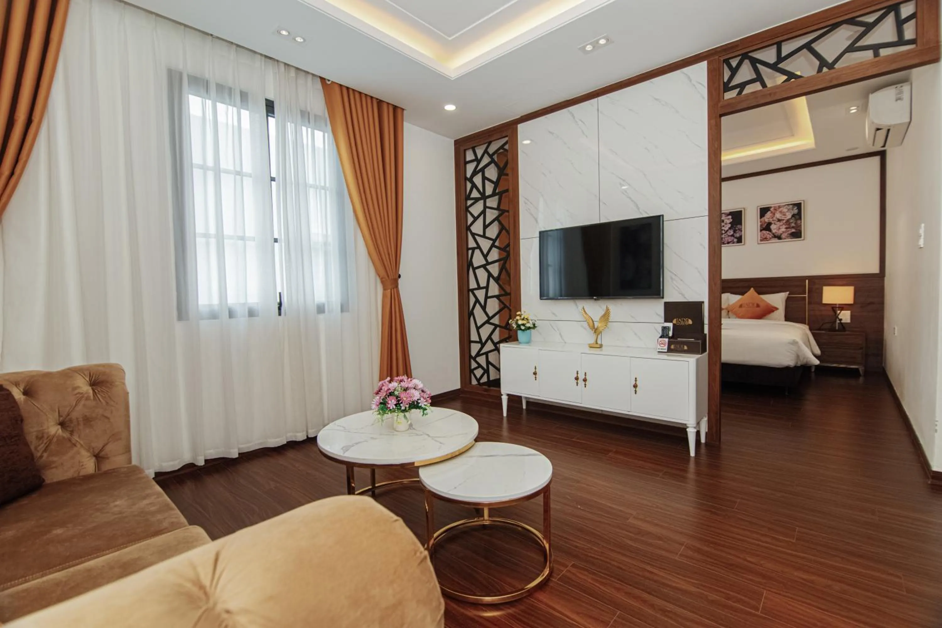 Living room, Bed in Jade Ha Long Hotel