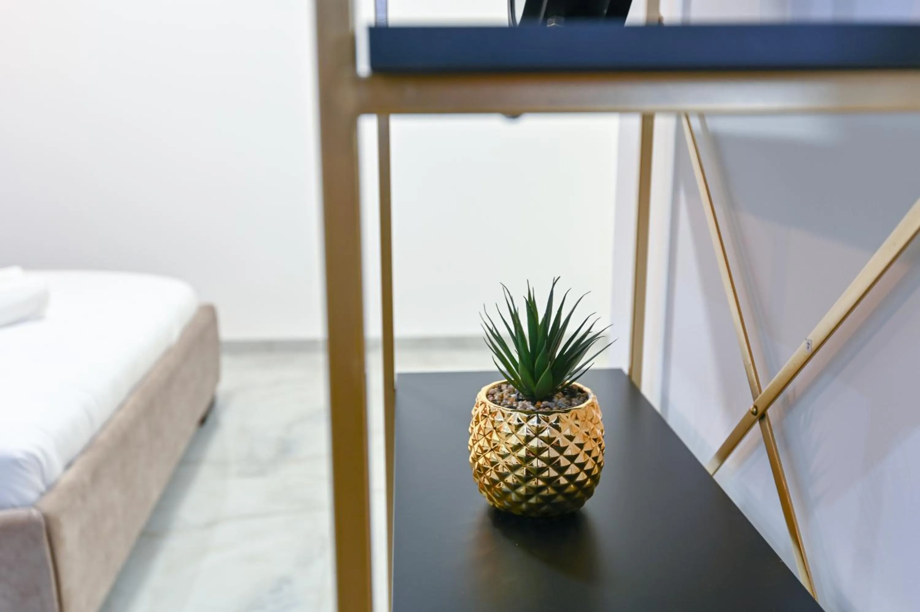 Bed in Lake Mansion Boutique Apartments