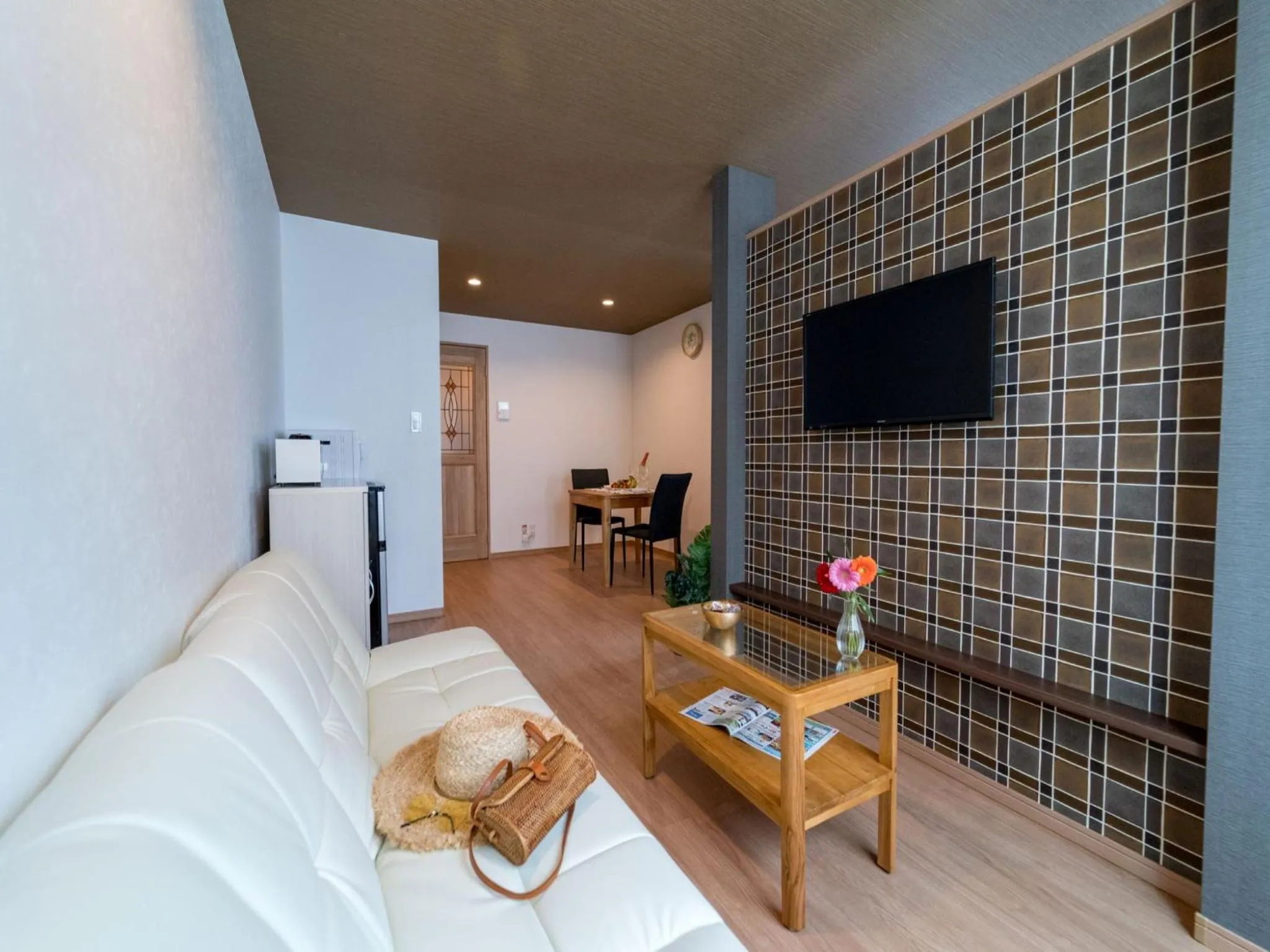 Hotel California Miyakojima Resort