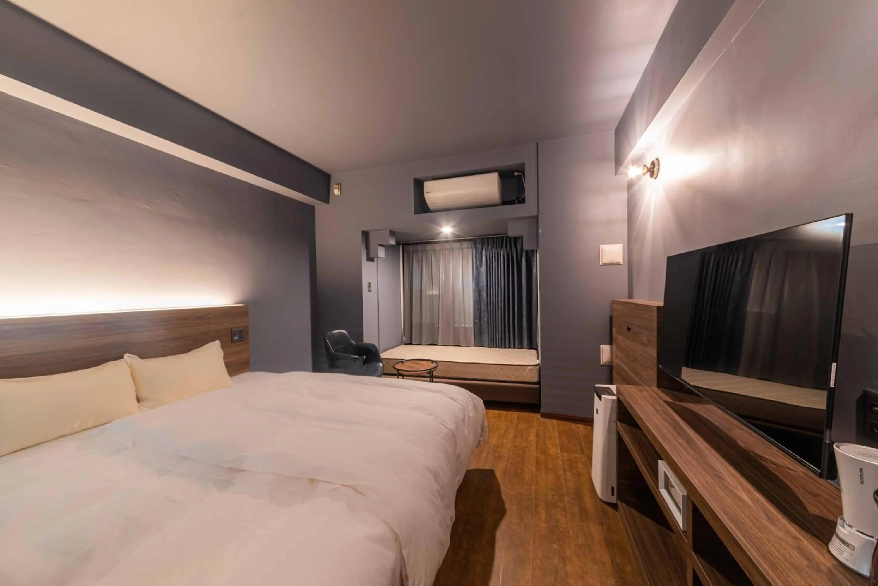 Photo of the whole room, Bed in Hotel Brick