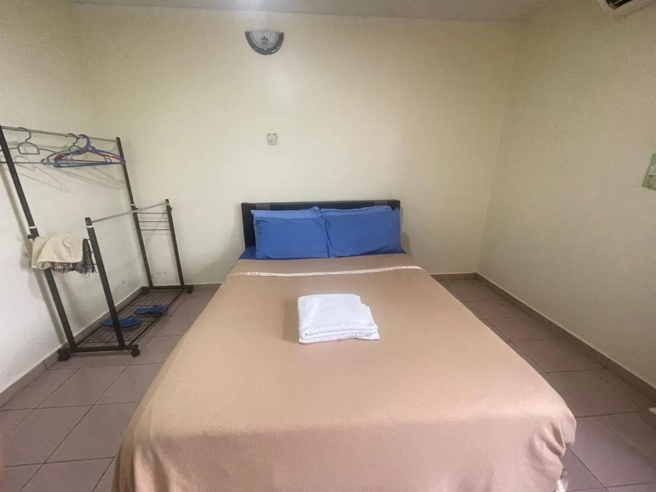 Standard Double Room in OYO 90914 Hotel Mei Wah