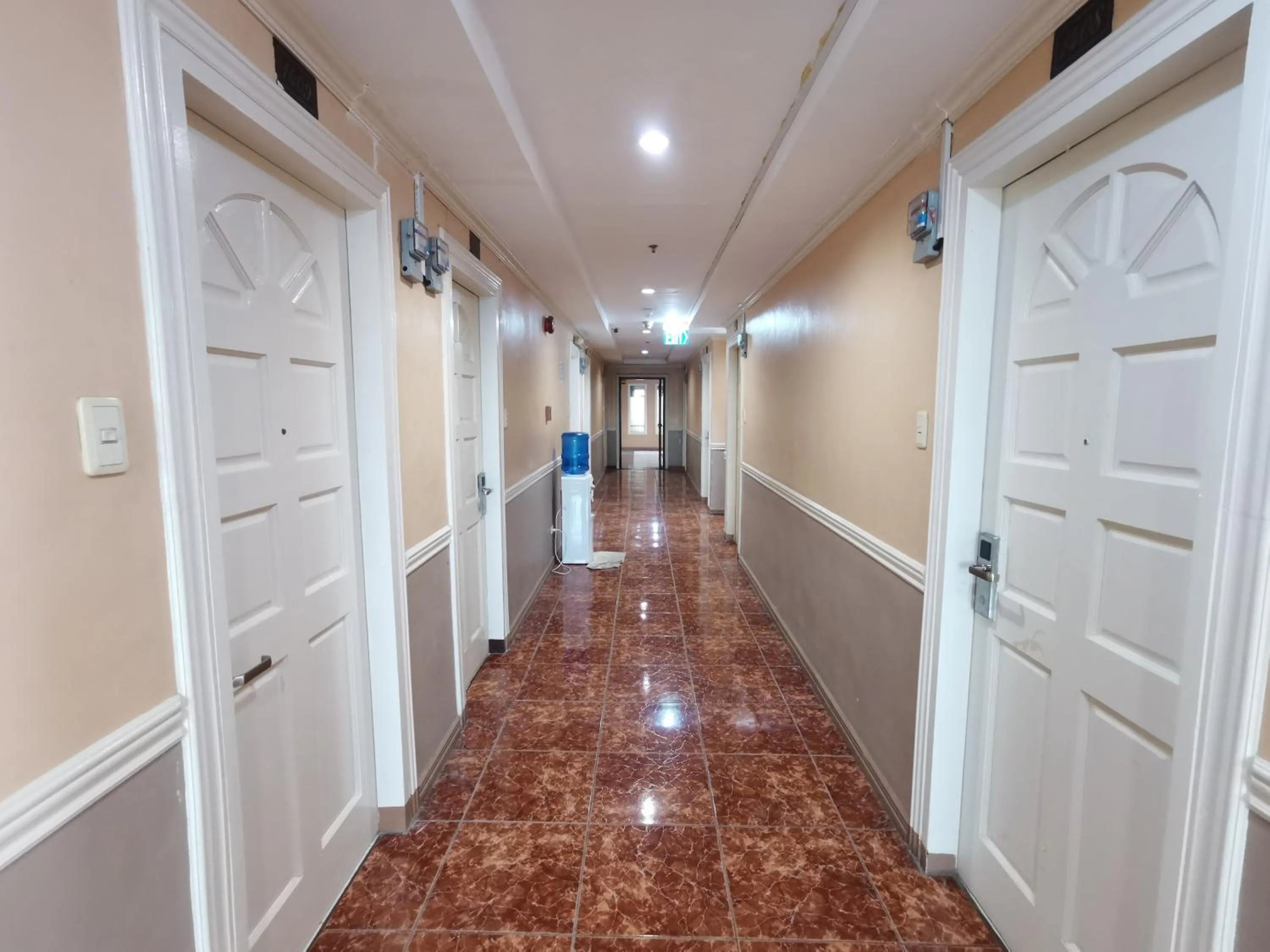 Property building in Metro Park Hotel - Cebu City
