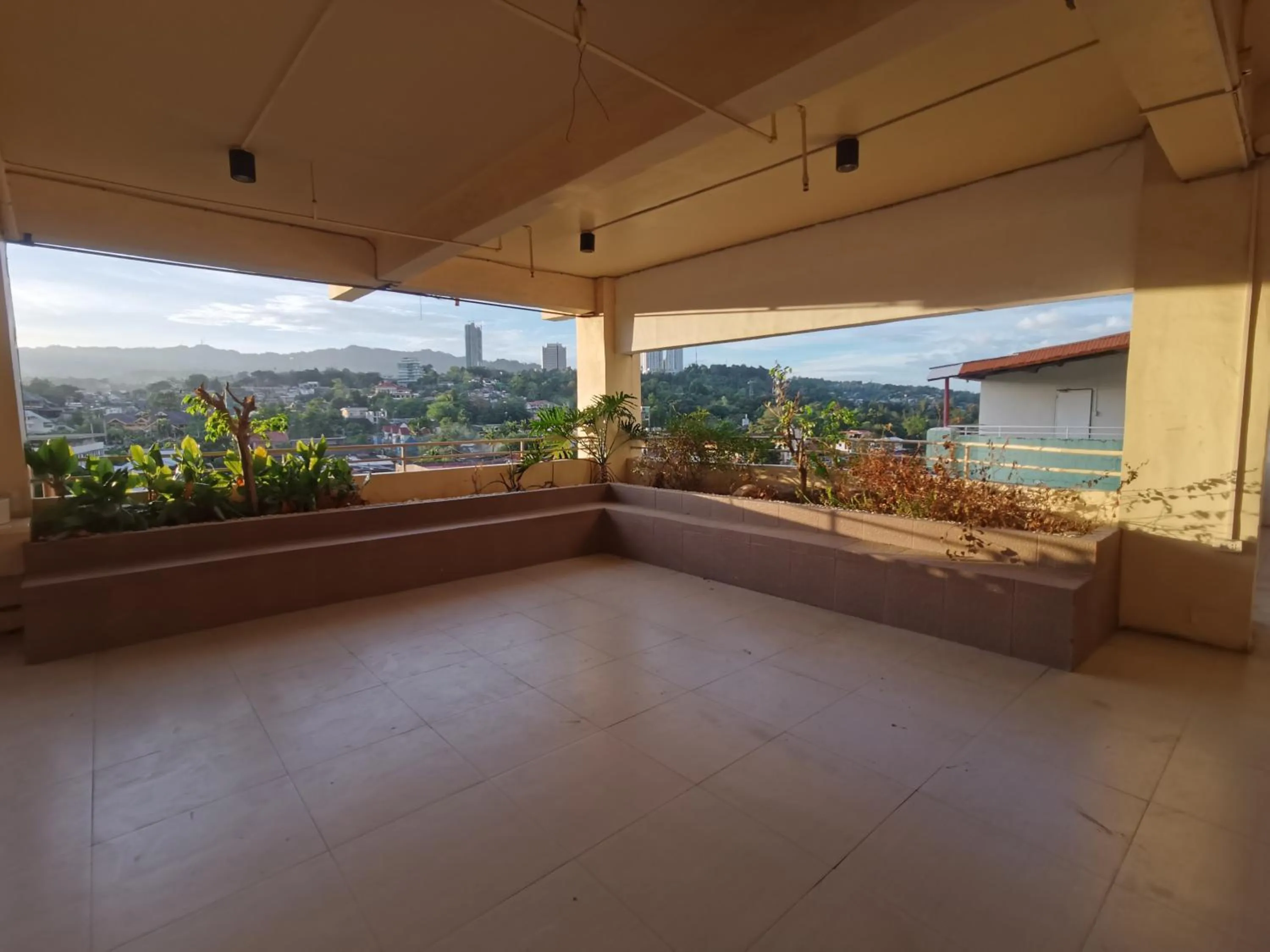 Balcony/Terrace in Metro Park Hotel - Cebu City