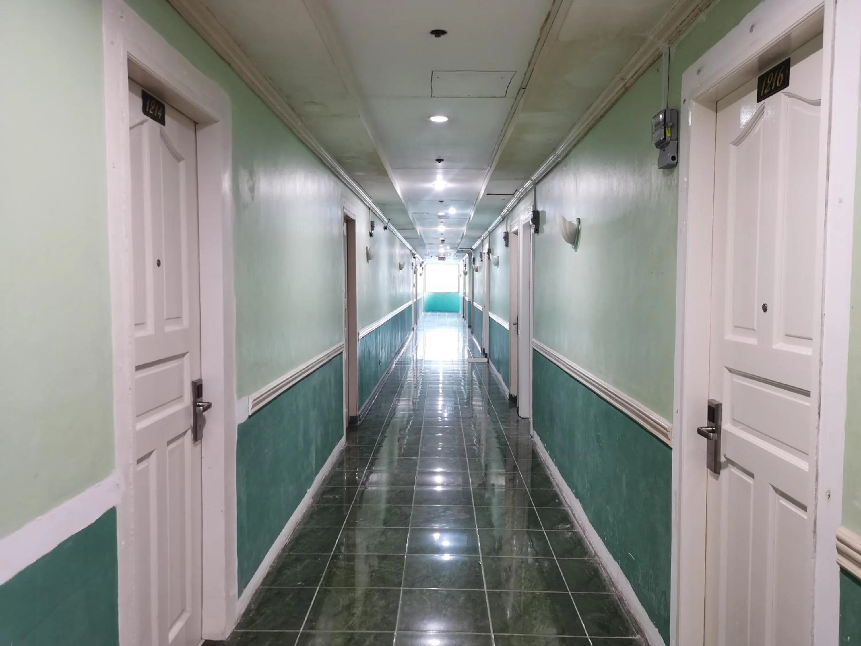 Property building in Metro Park Hotel - Cebu City