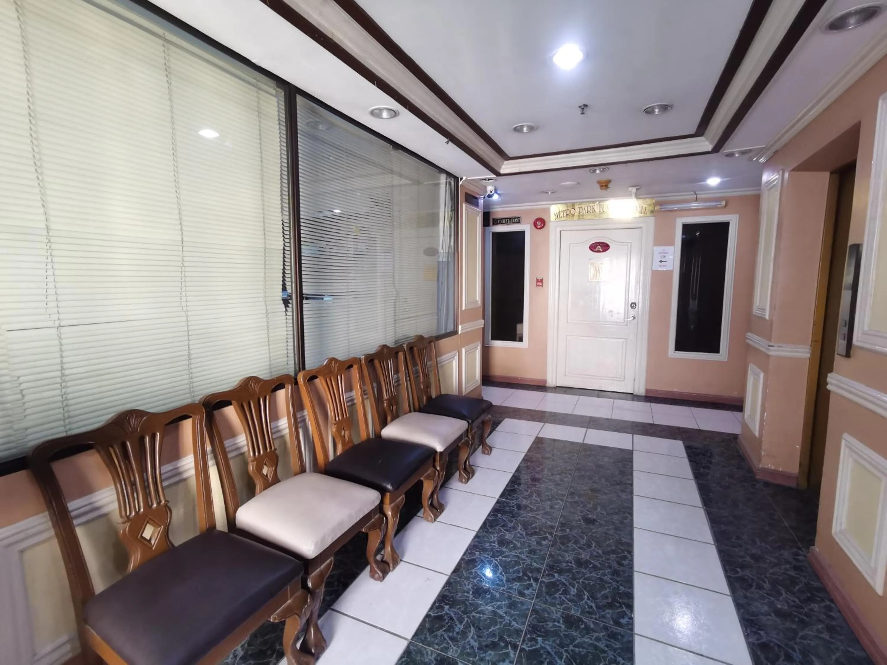 Seating area in Metro Park Hotel - Cebu City