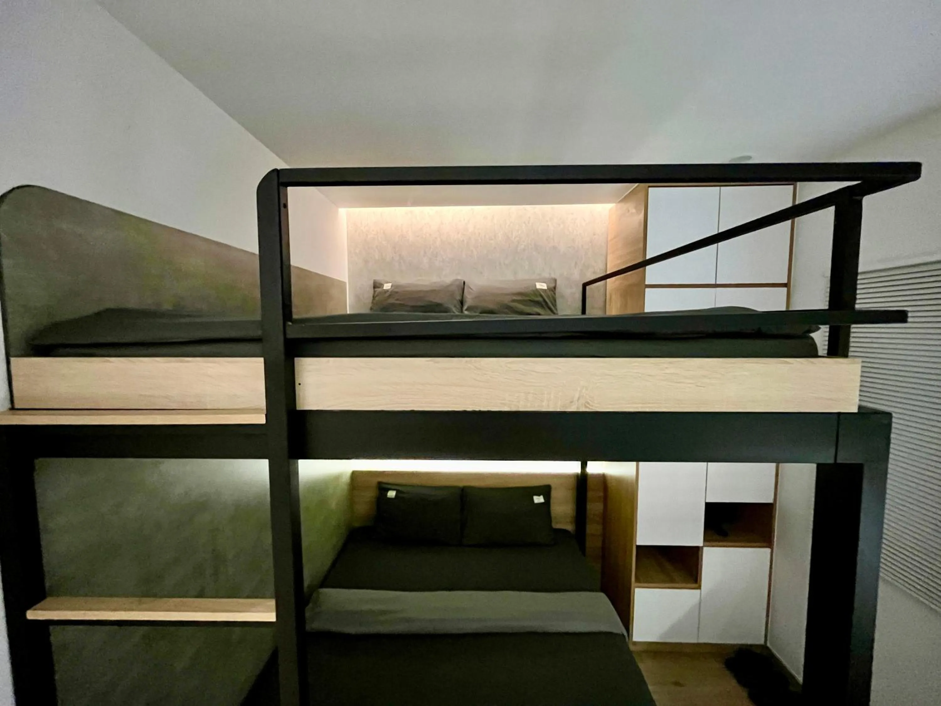 bunk bed, Bed in PANDORA HOUSE