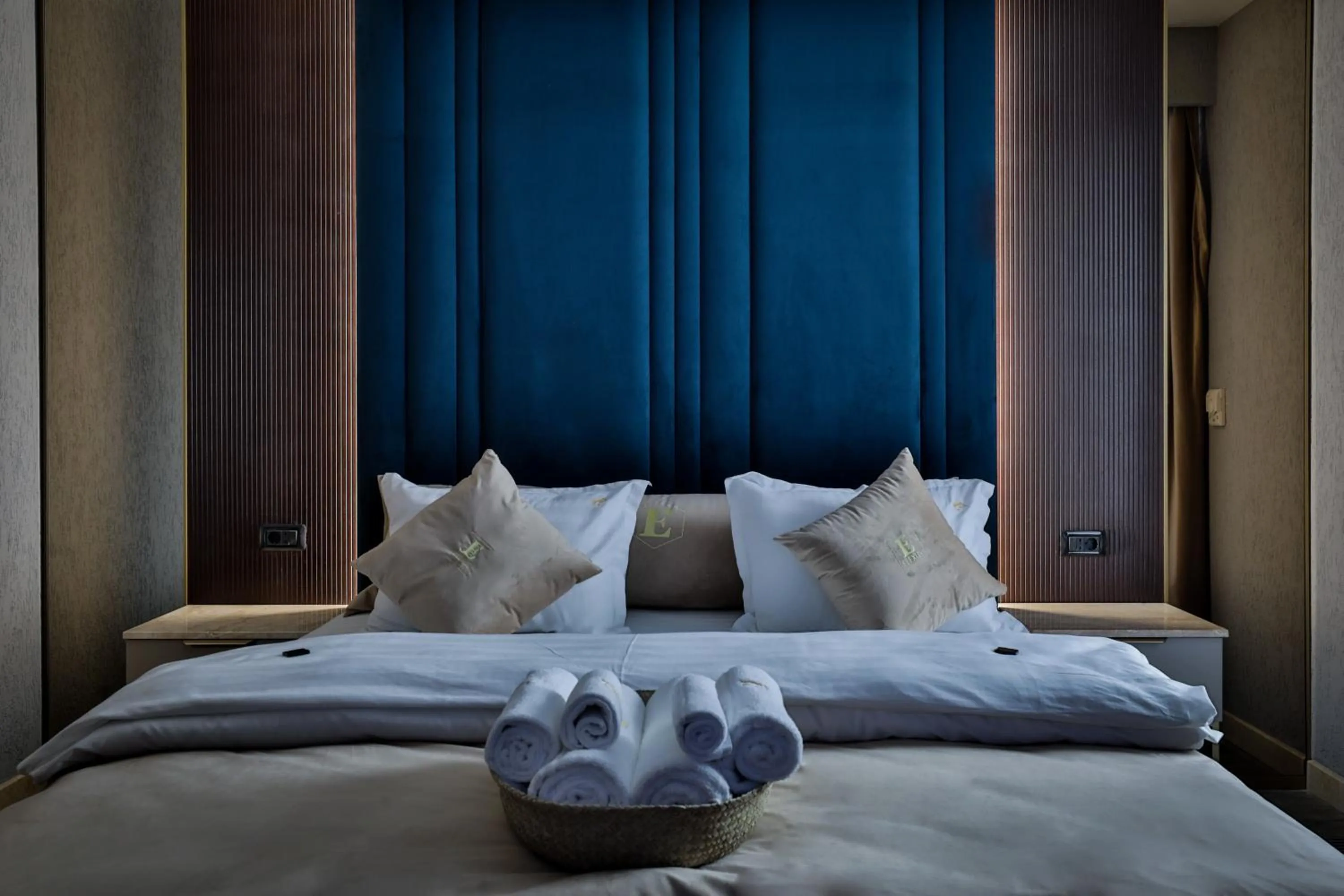 Bed in Elexus Apartments Poiana Brasov