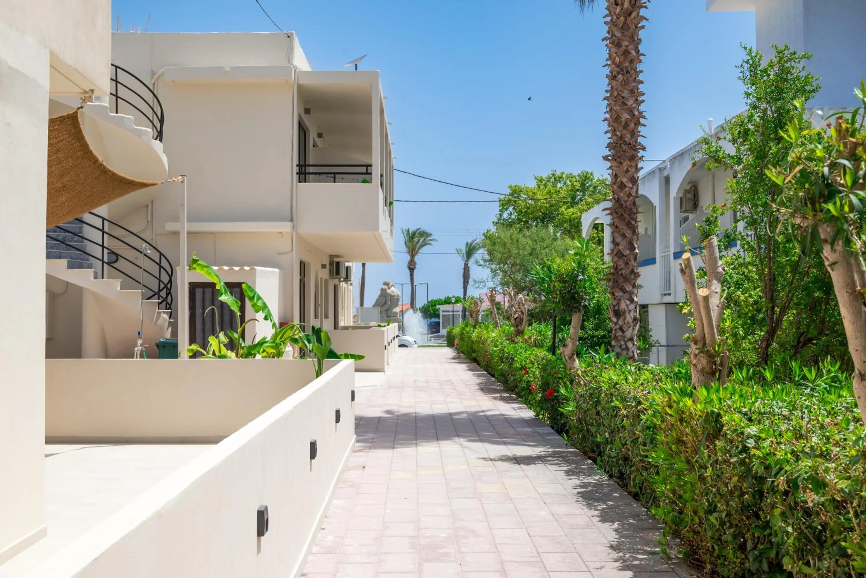 Atma Beach Rooms & Suites