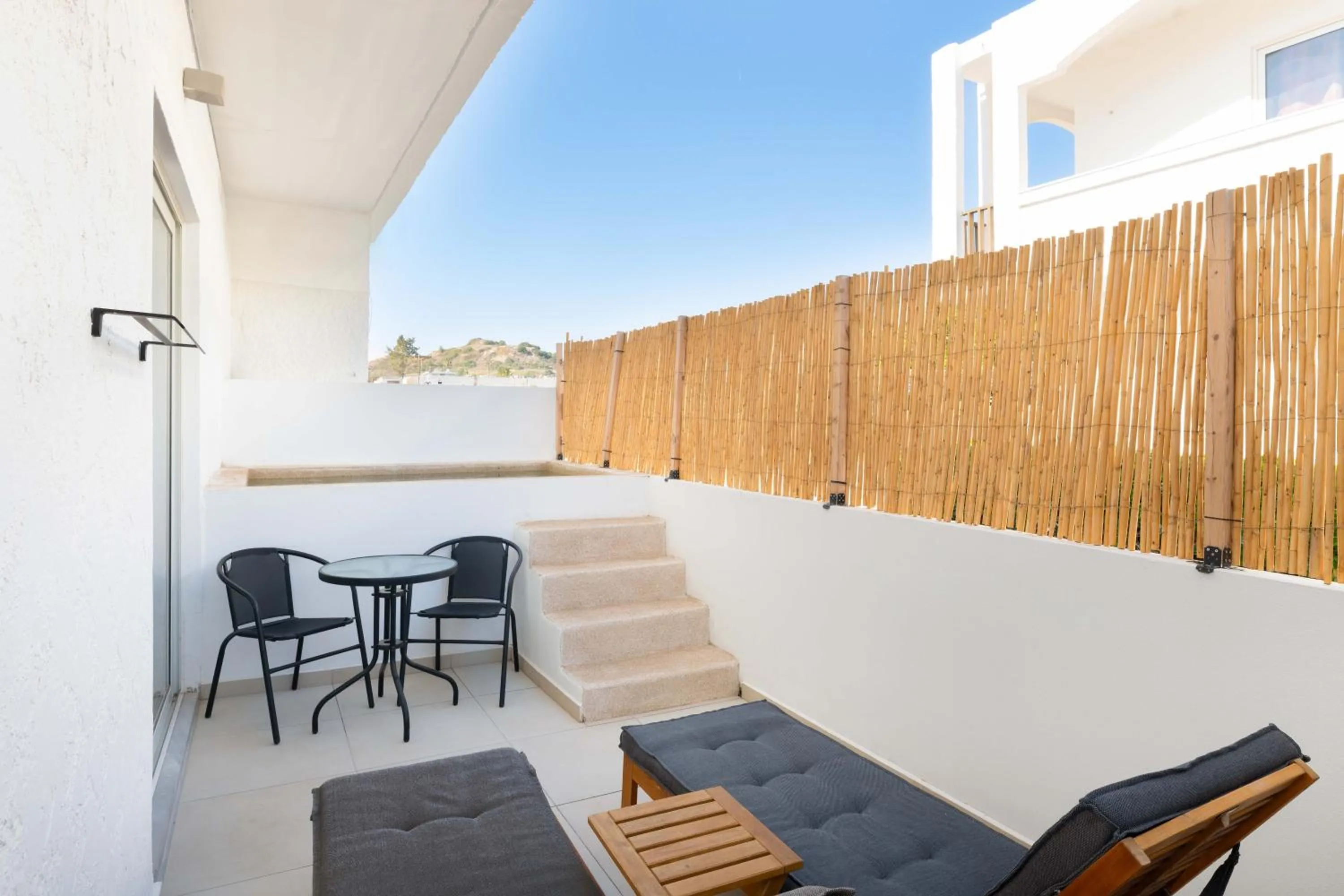 Atma Beach Rooms & Suites